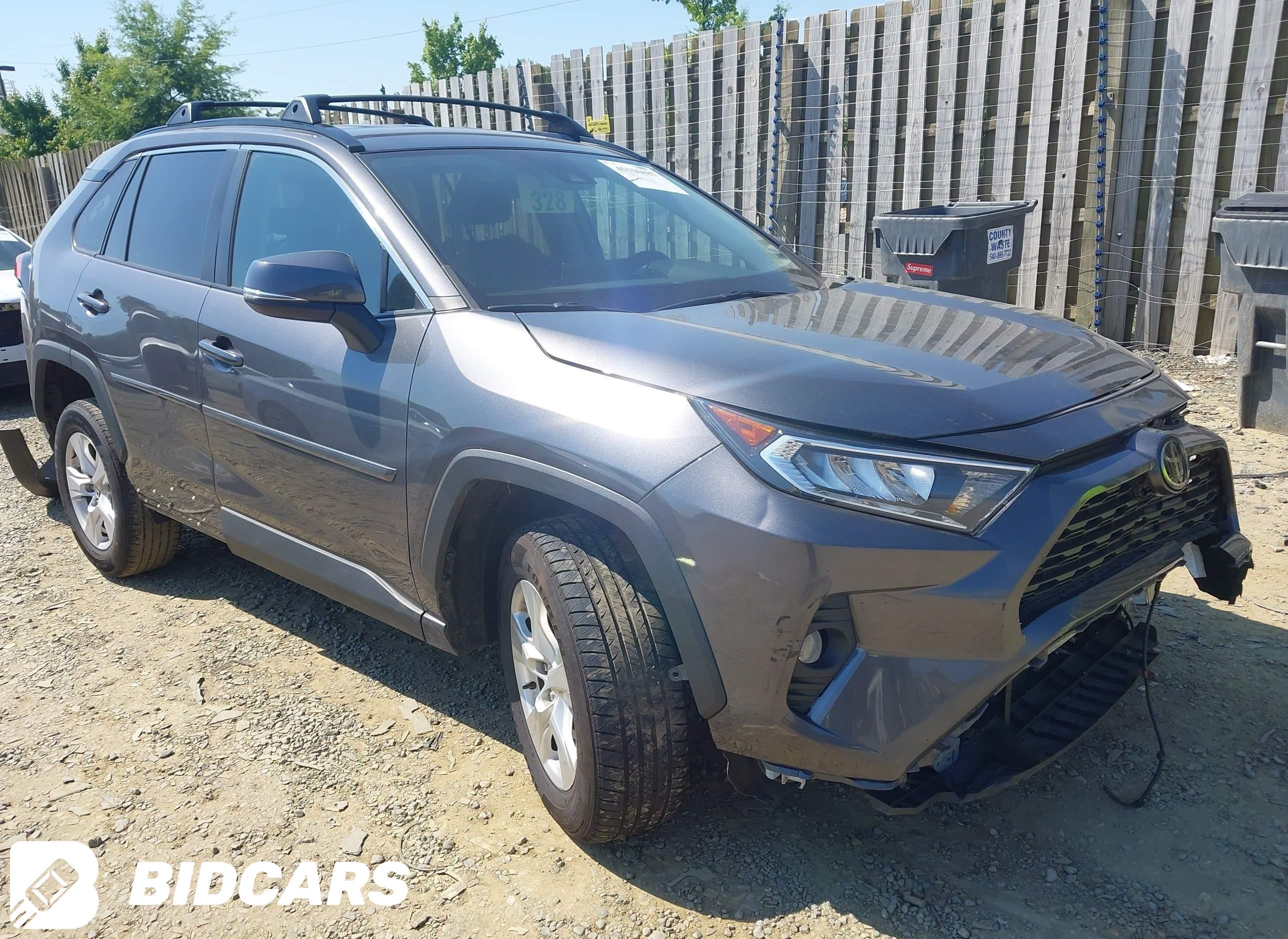 2021 Toyota RAV4, Xle