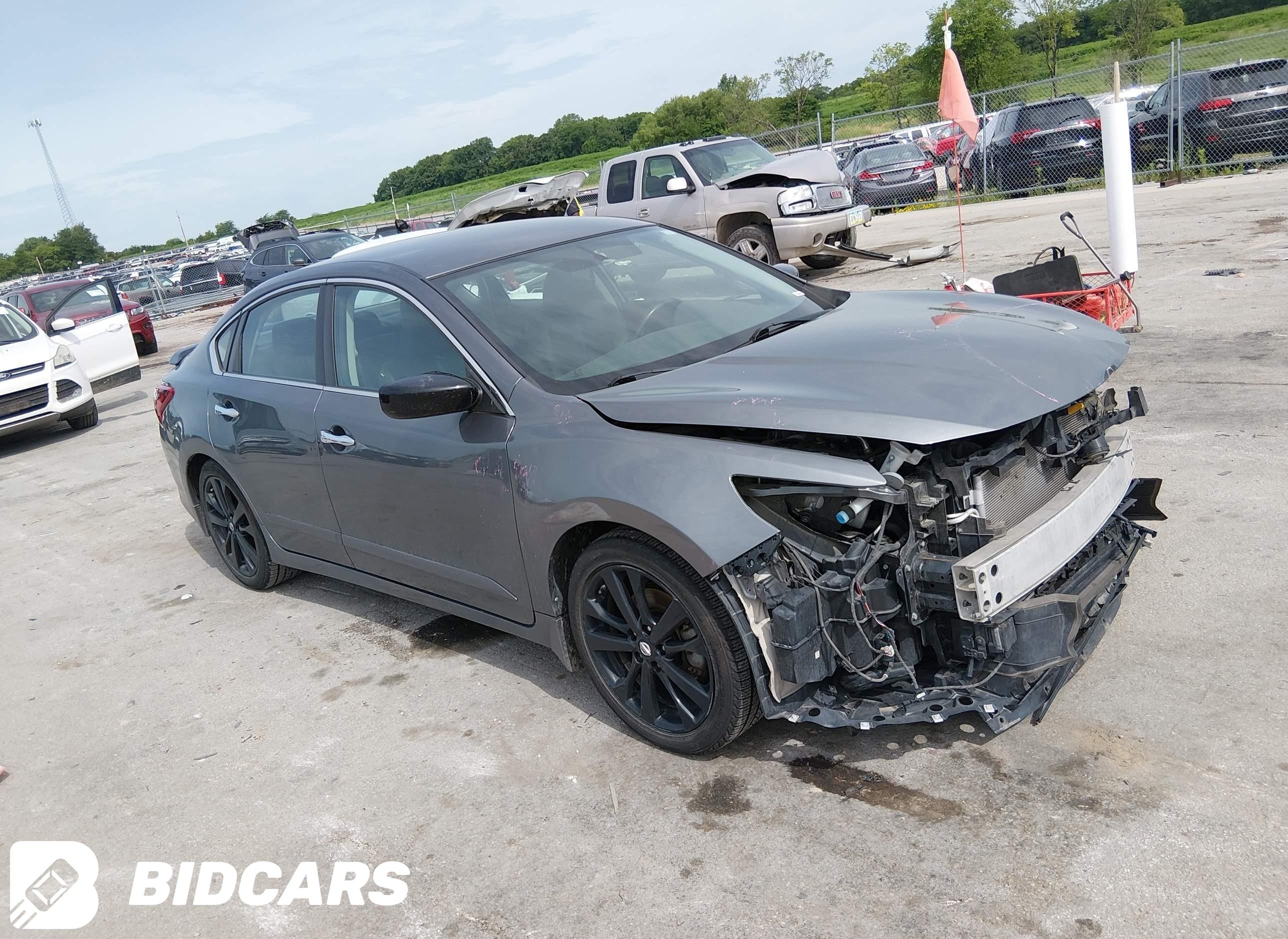 2018 Nissan Altima, 2.5 SR