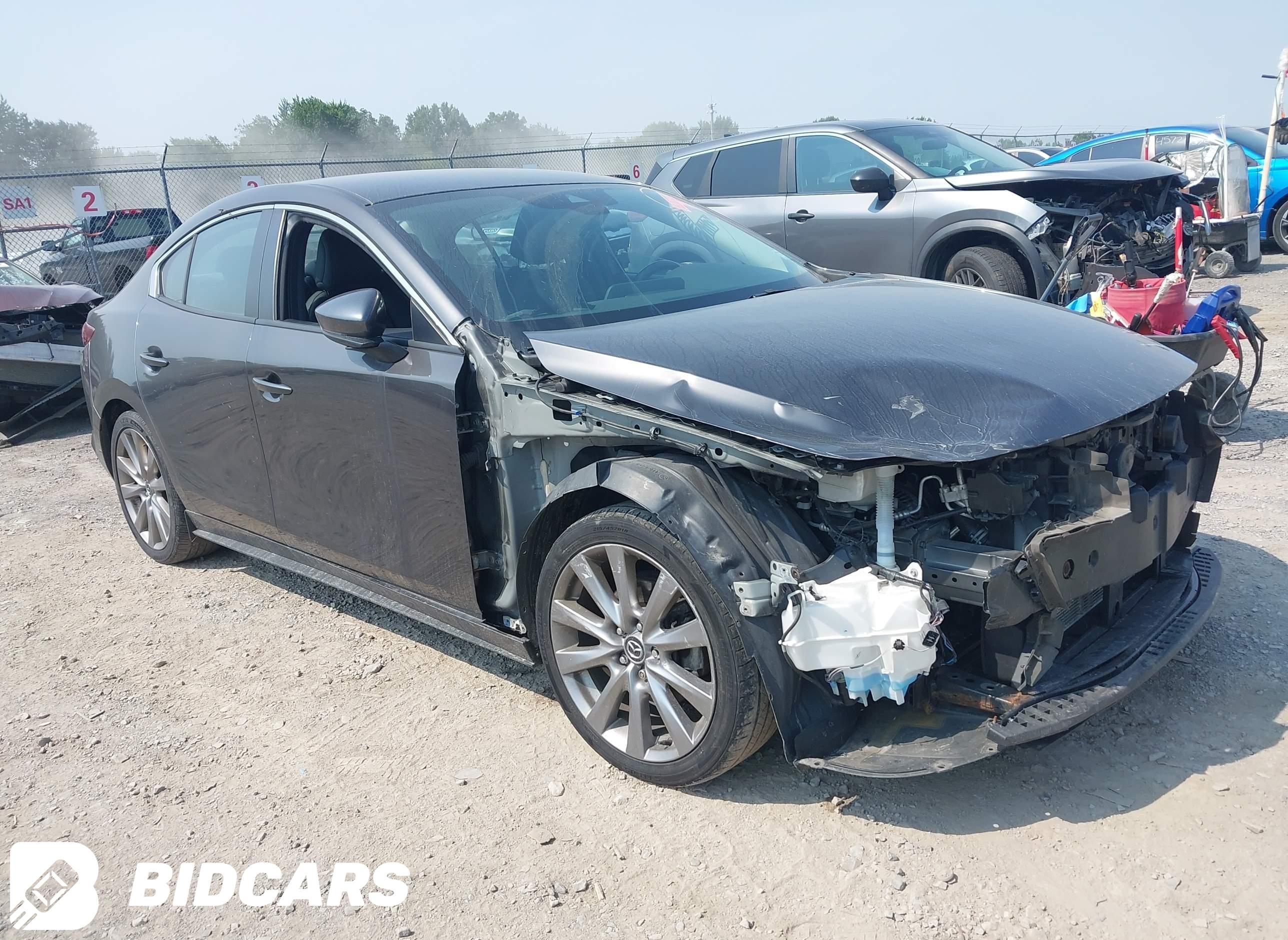 2021 Mazda 3, Select