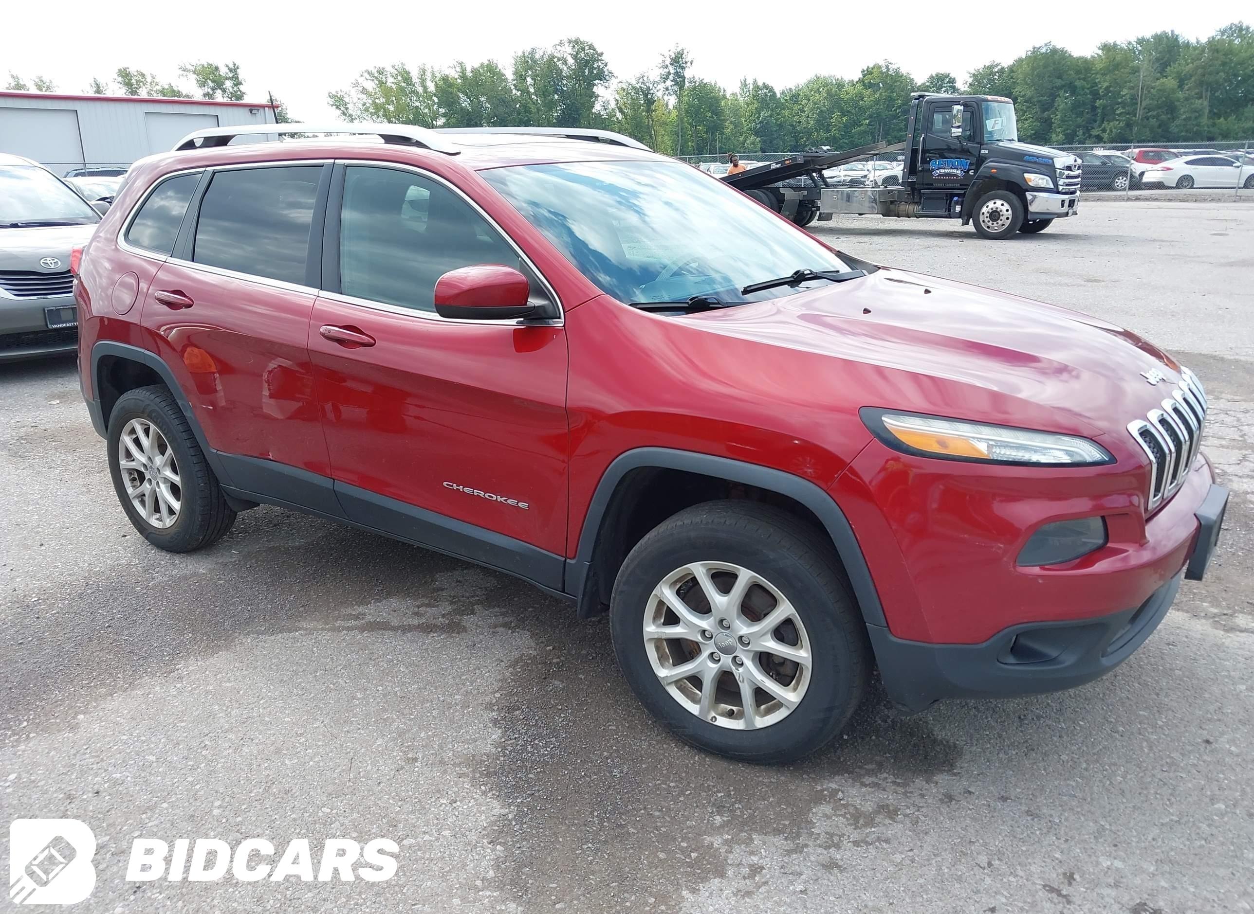 2016 Jeep Cherokee, Latitude