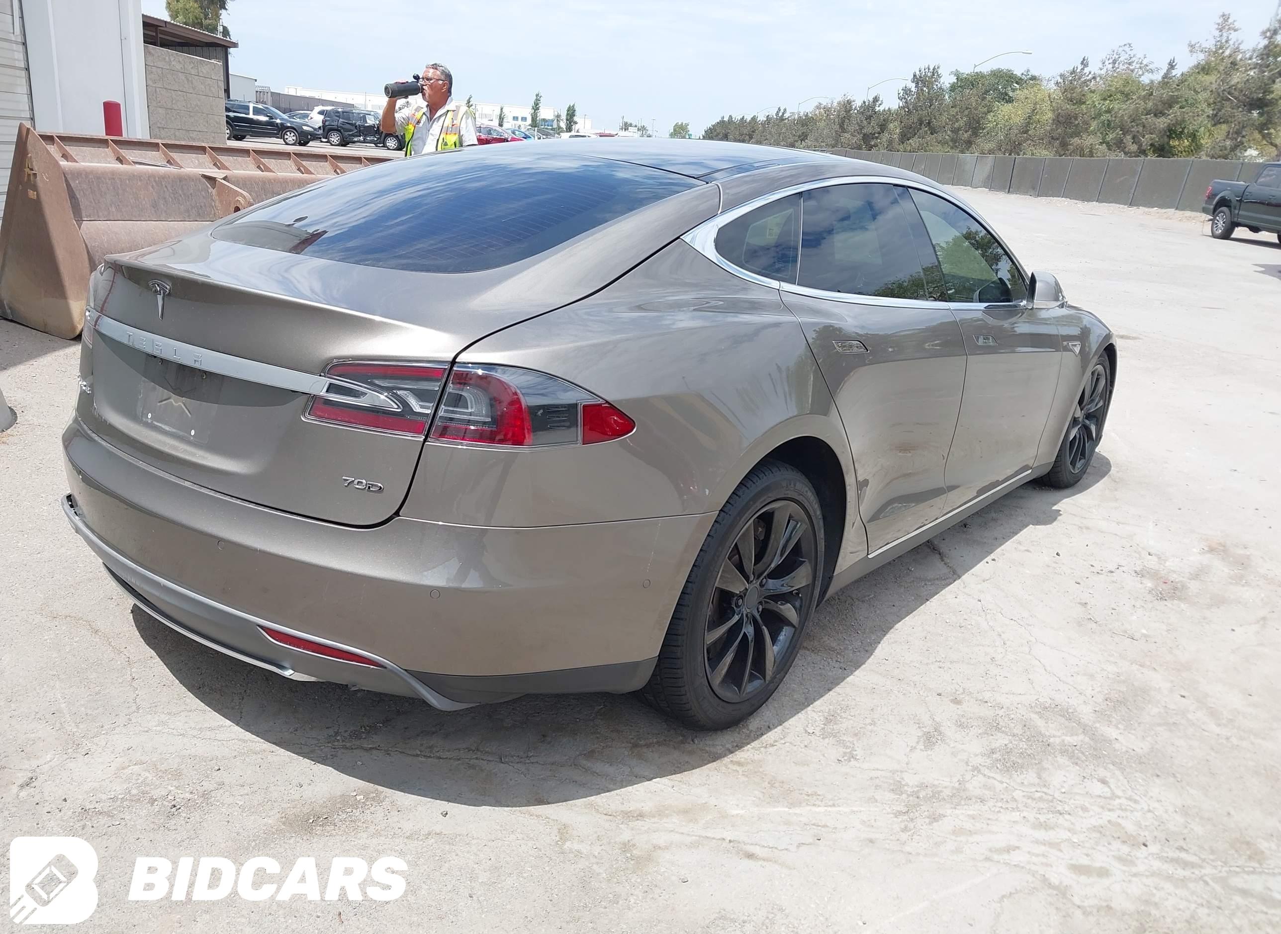 2015 Tesla Model S, 70D/85D/P85D
