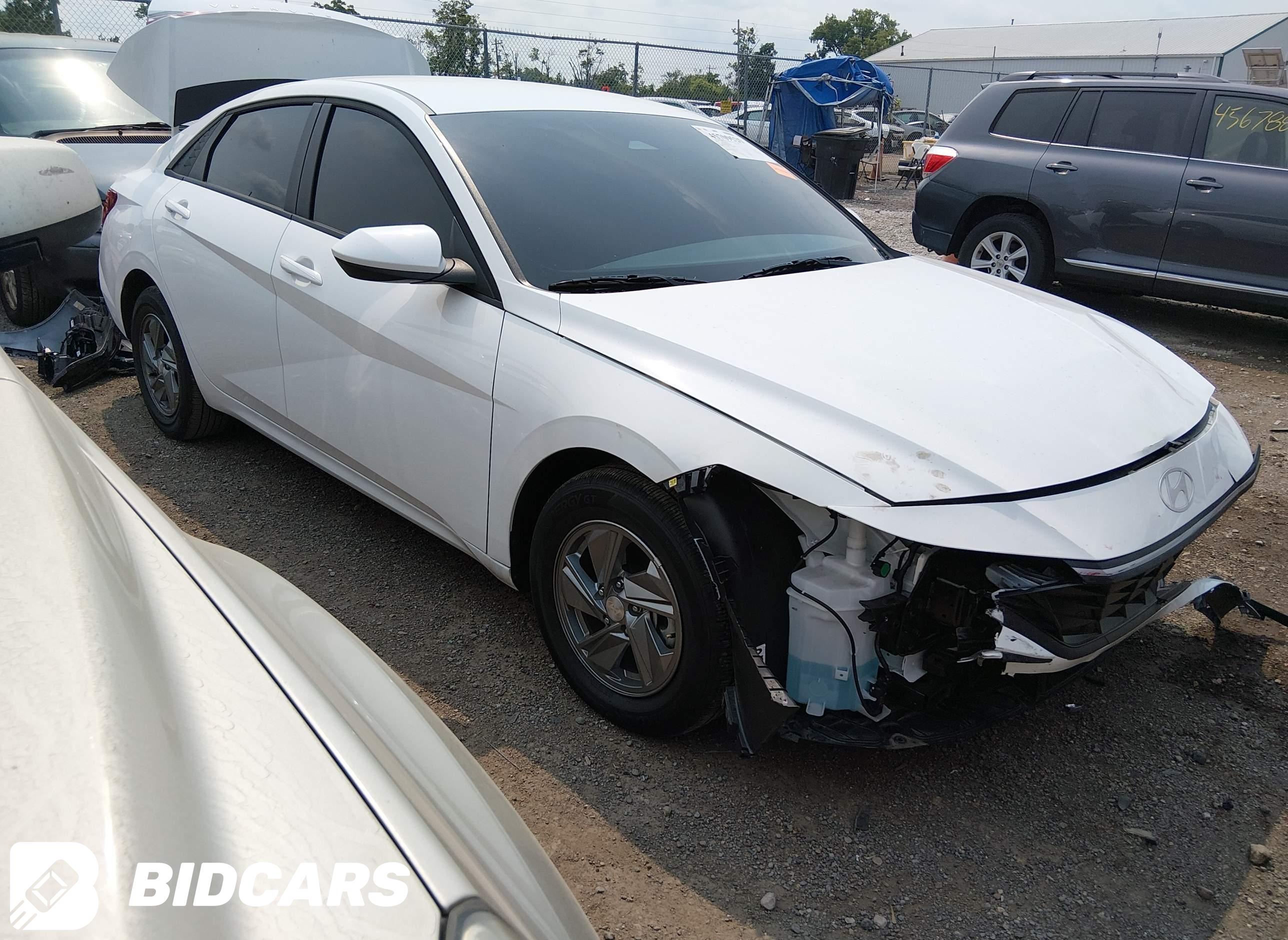 2026 Hyundai Elantra, SE
