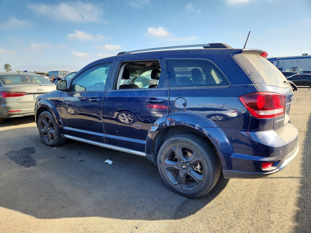 2020 Dodge Journey, Crossroad