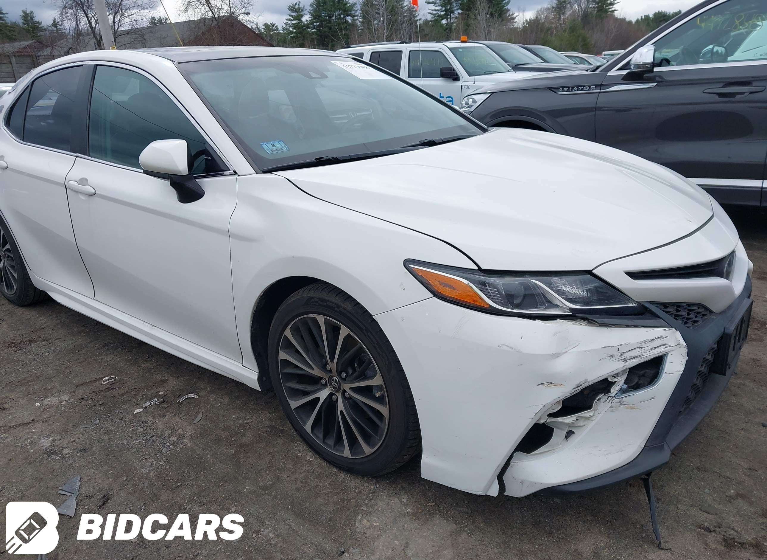 2018 Toyota Camry, SE