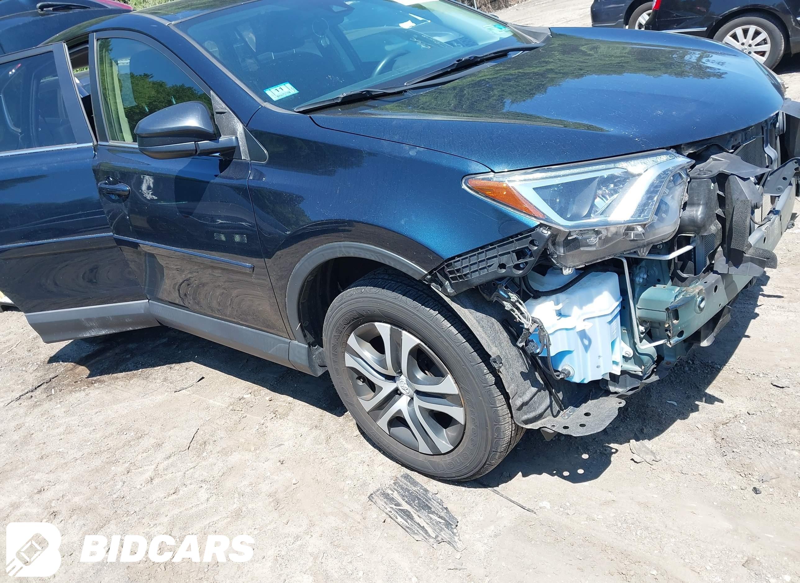 2018 Toyota RAV4, LE