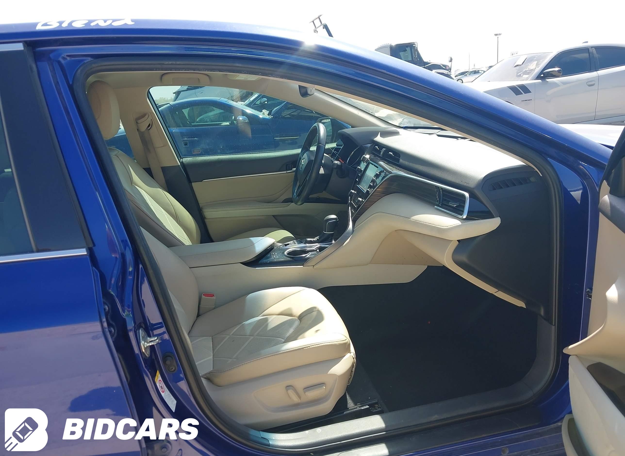 2018 Toyota Camry, Hybrid Xle