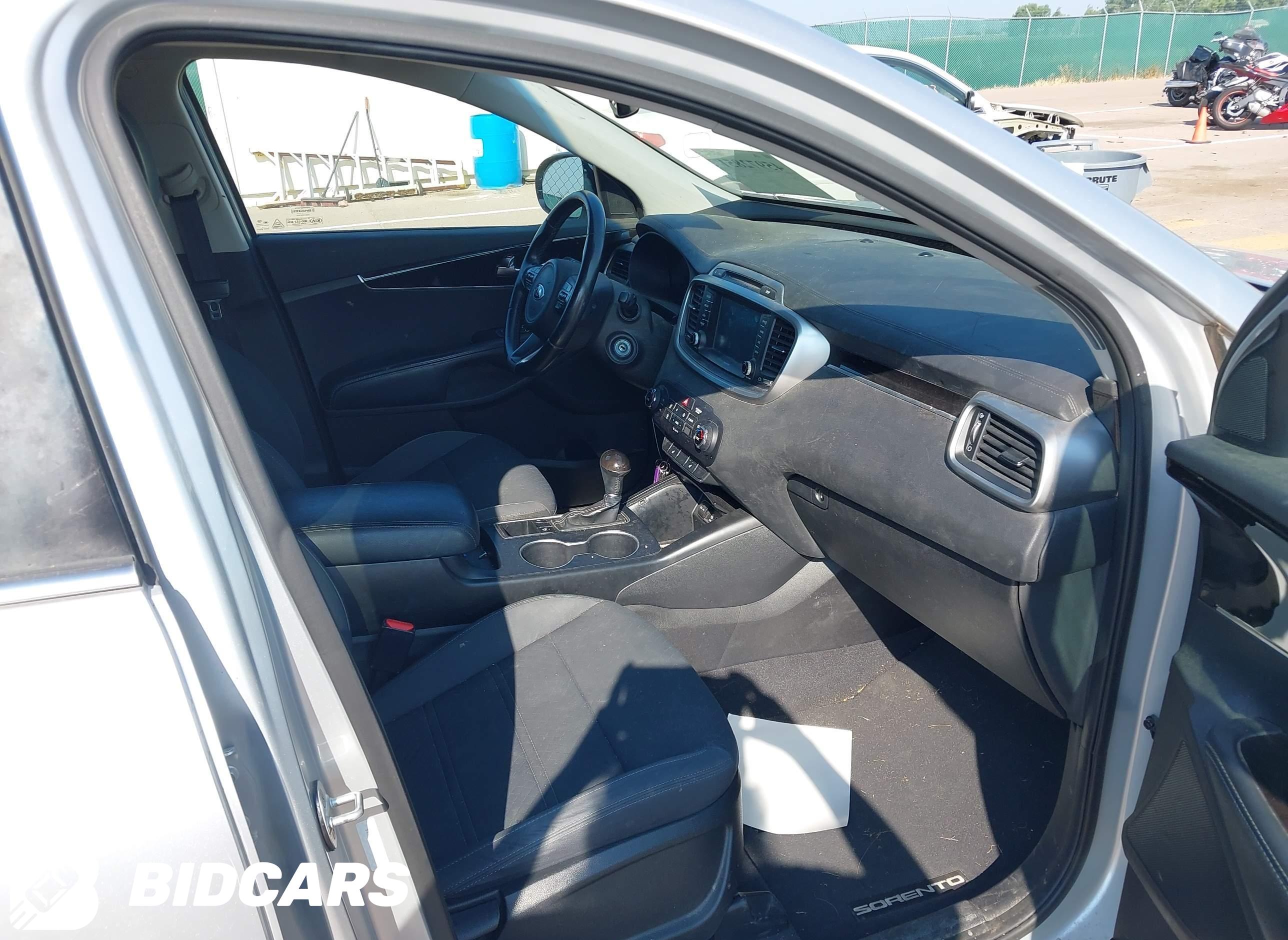 2017 KIA Sorento, 2.4L Lx