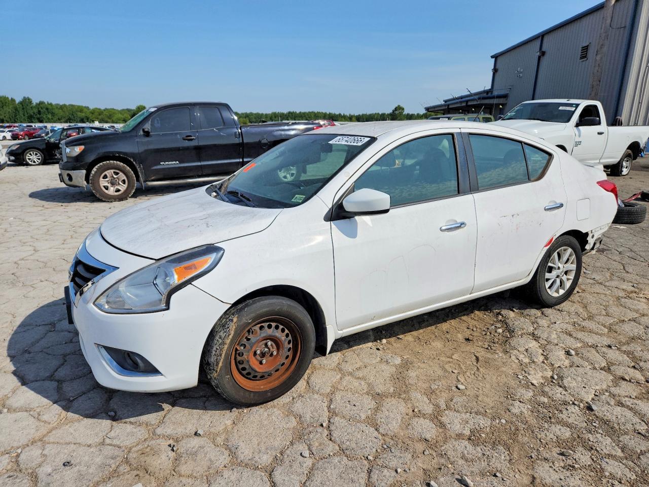 2019 Nissan Versa, SV