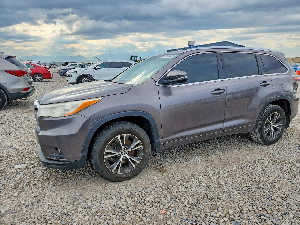 2016 Toyota Highlander, Xle