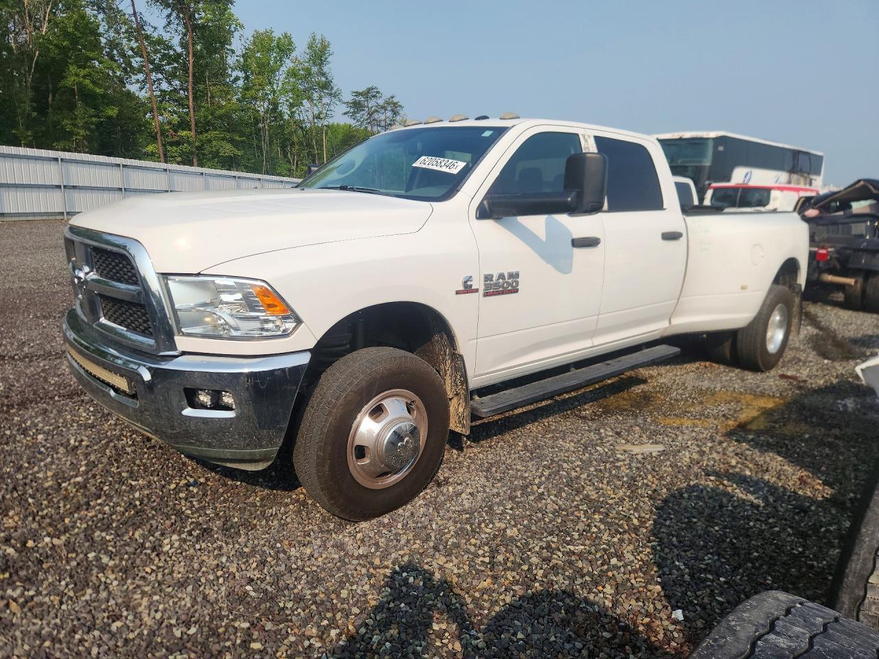 2017 RAM 3500, ST