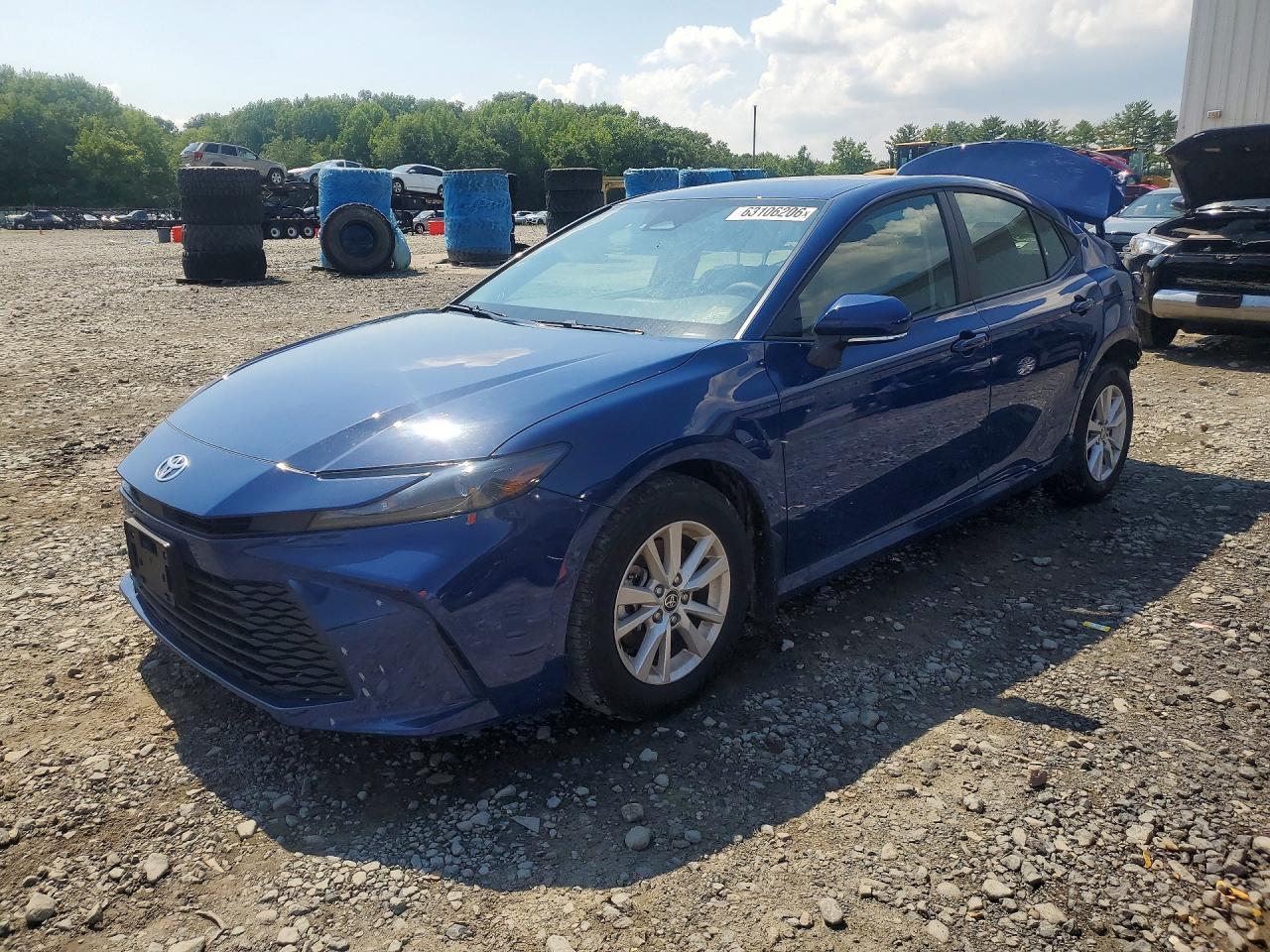 2025 Toyota Camry, LE