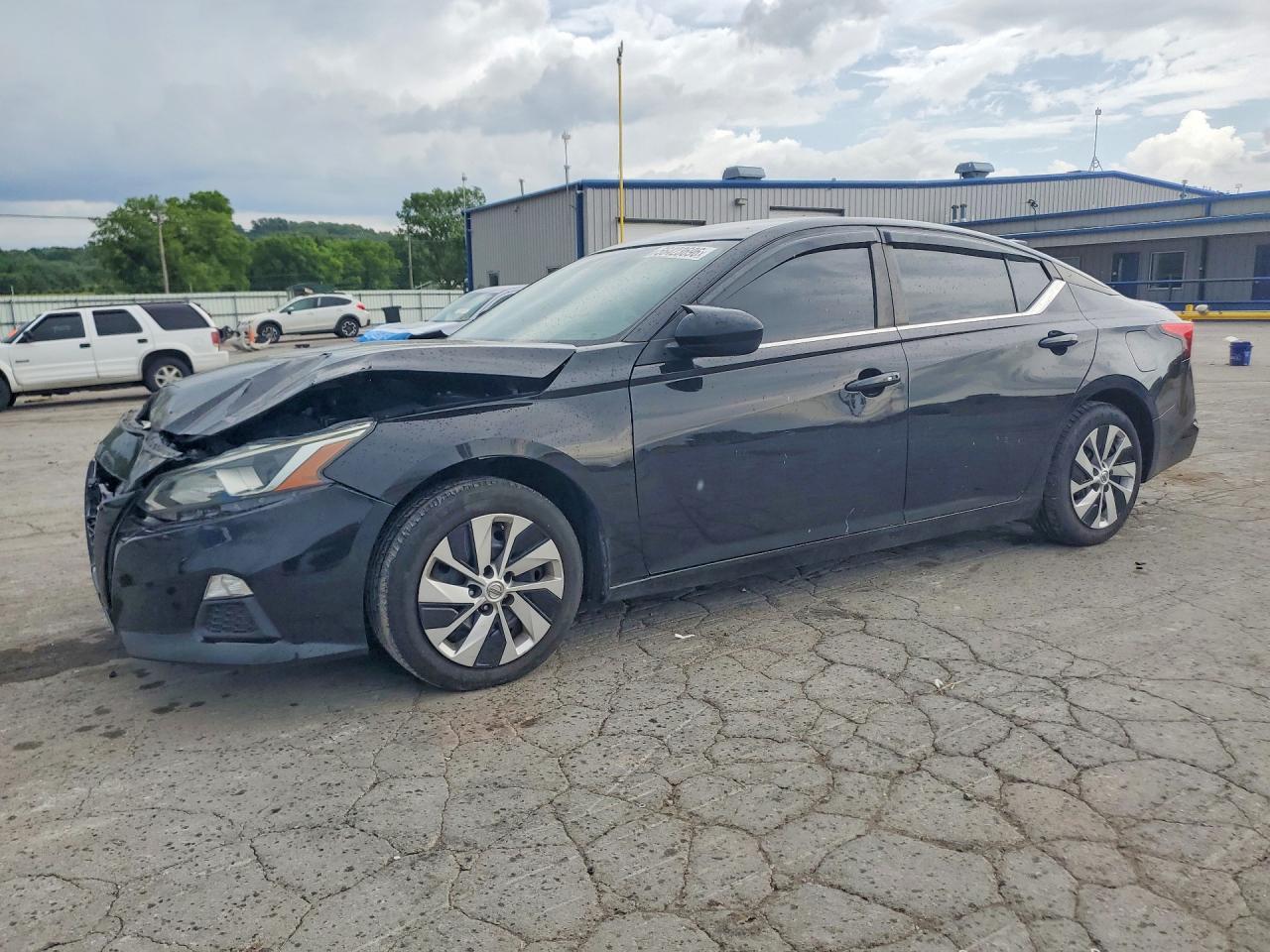 2020 Nissan Altima, S