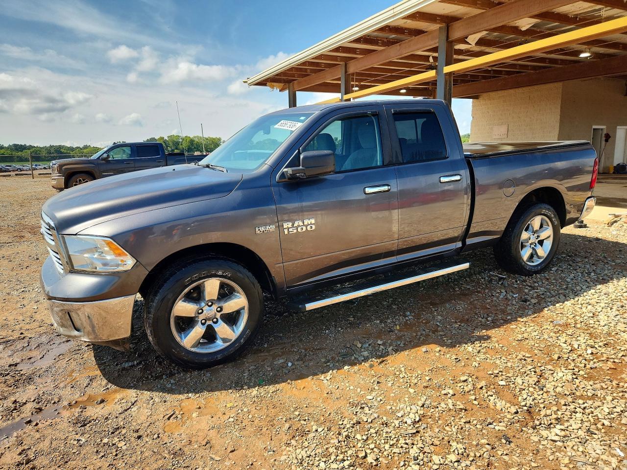 2016 RAM 1500, Slt