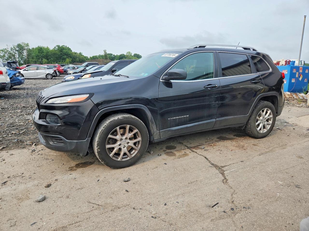 2018 Jeep Cherokee, Latitude