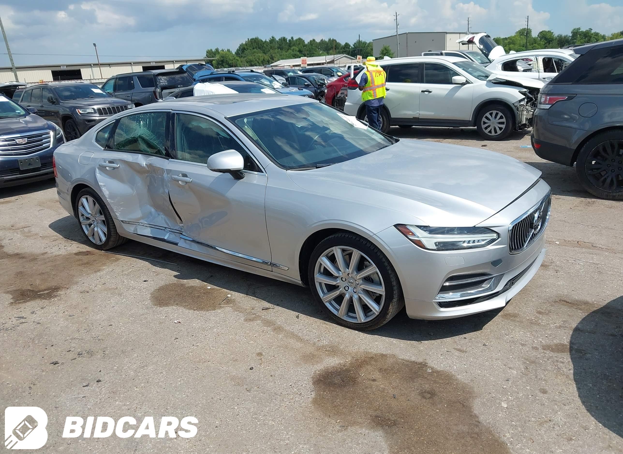 2020 Volvo S90, T6 Inscription
