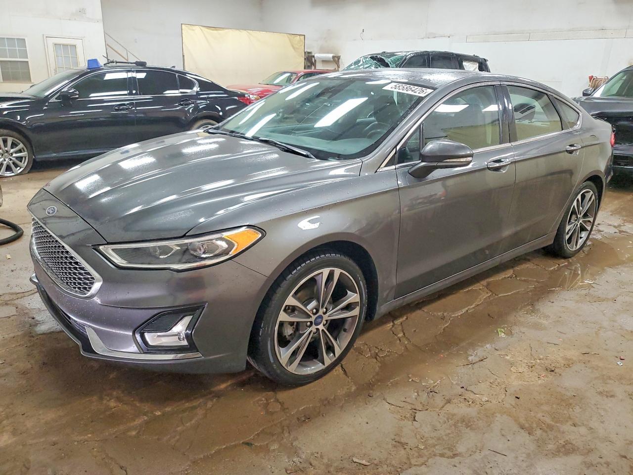 2020 Ford Fusion, Titanium
