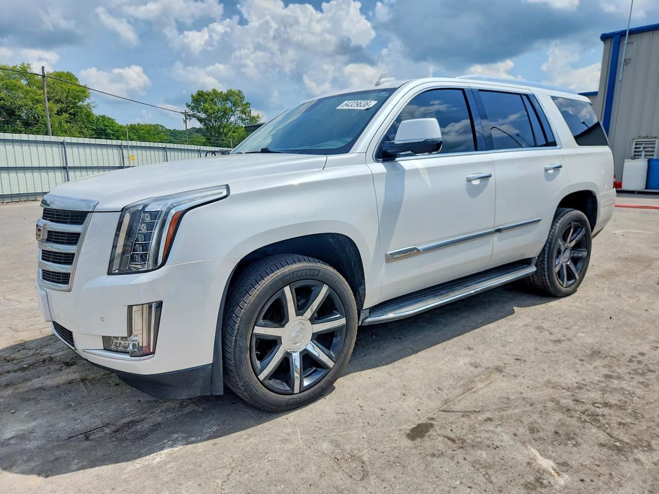 2016 Cadillac Escalade, Luxury