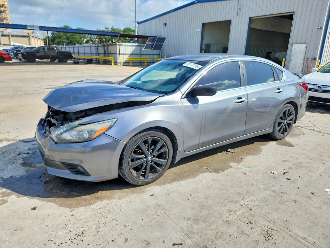 2017 Nissan Altima, 2.5 SR