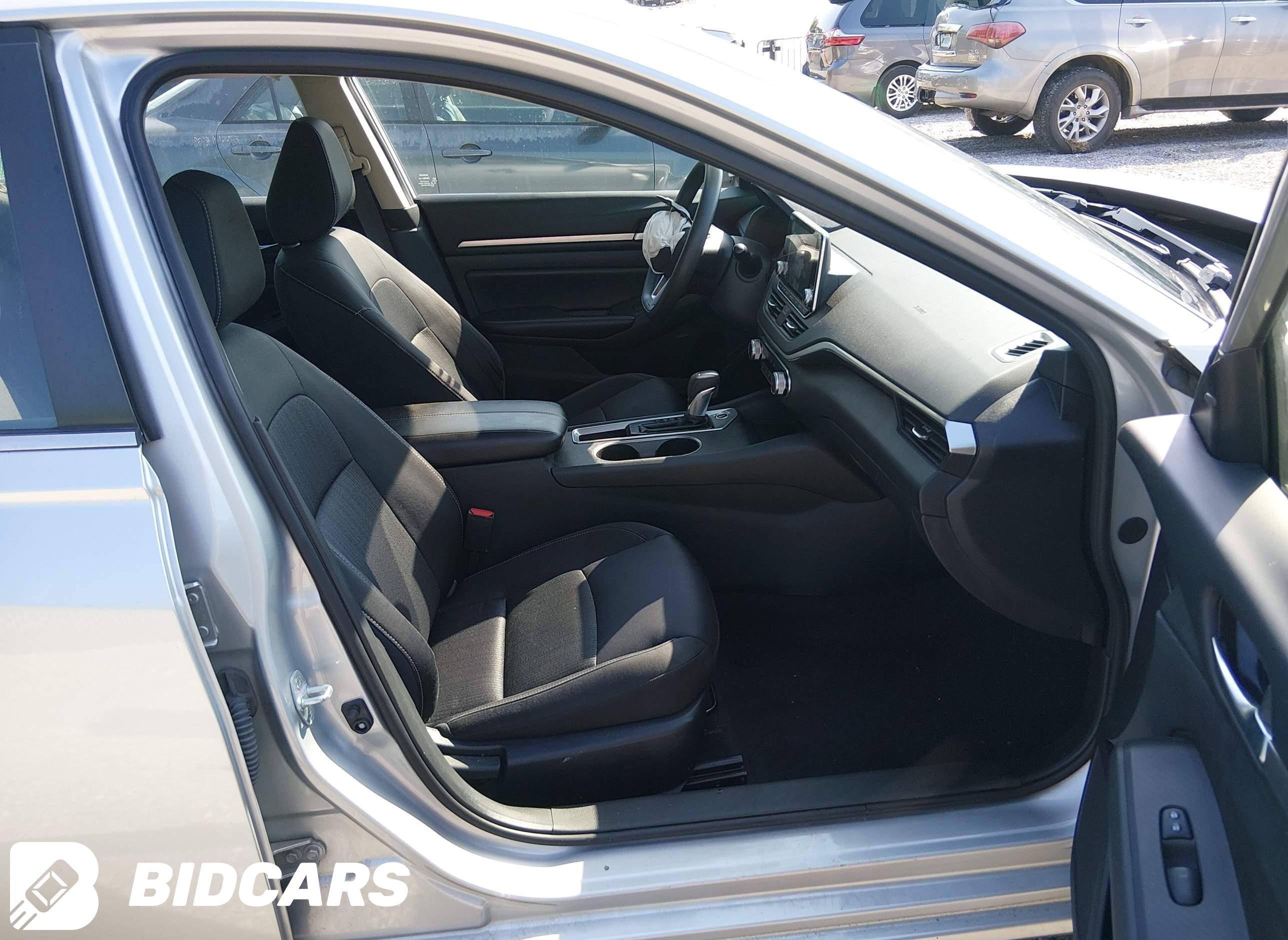 2022 Nissan Altima, Sv Fwd