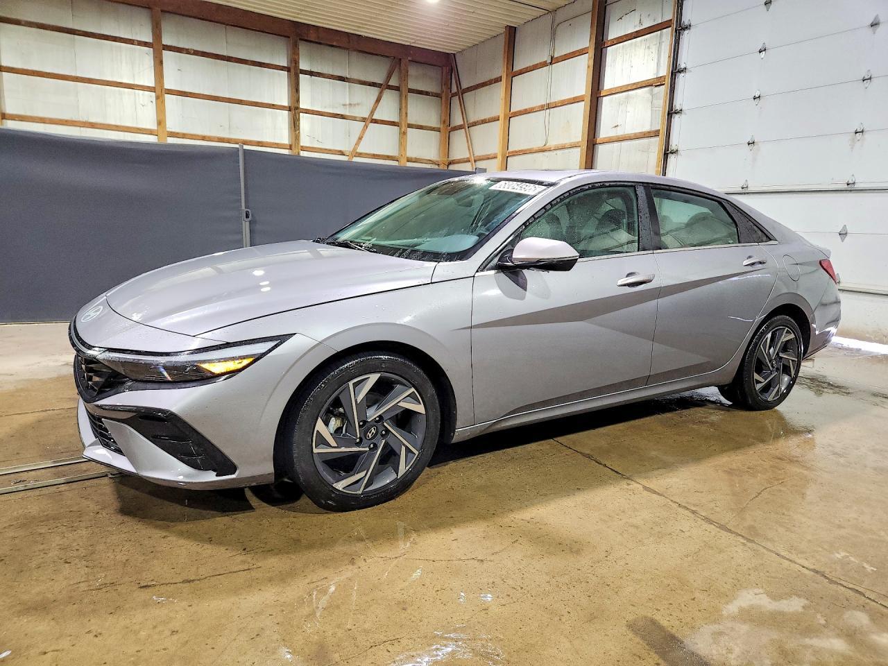 2025 Hyundai Elantra, Limited