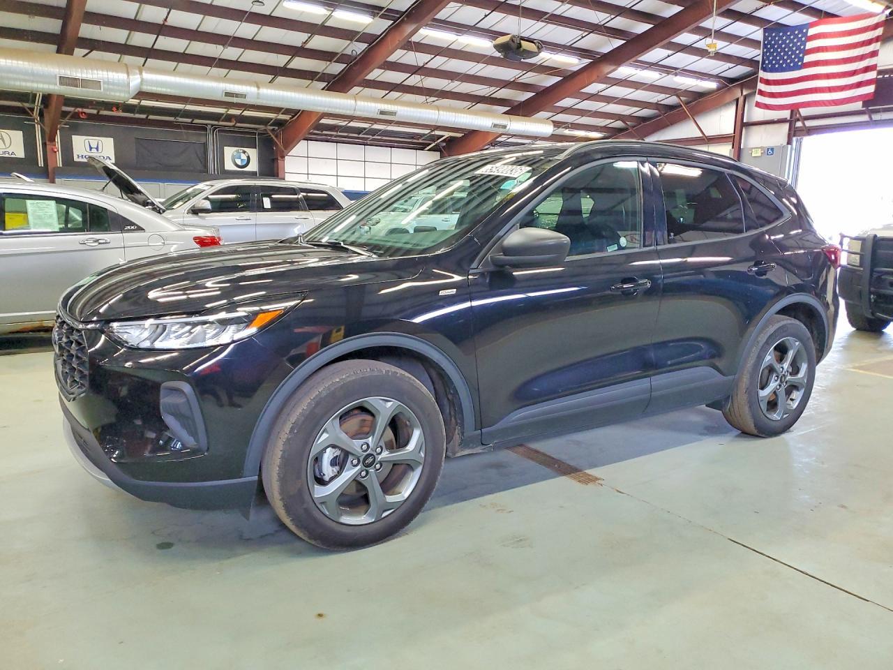 2025 Ford Escape, St Line