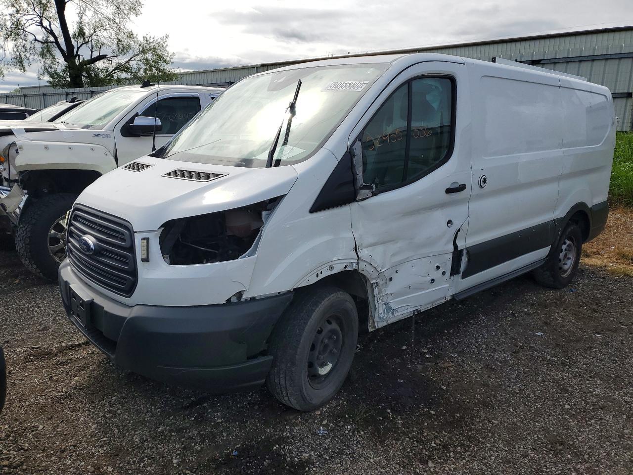 2017 Ford Transit, T-150