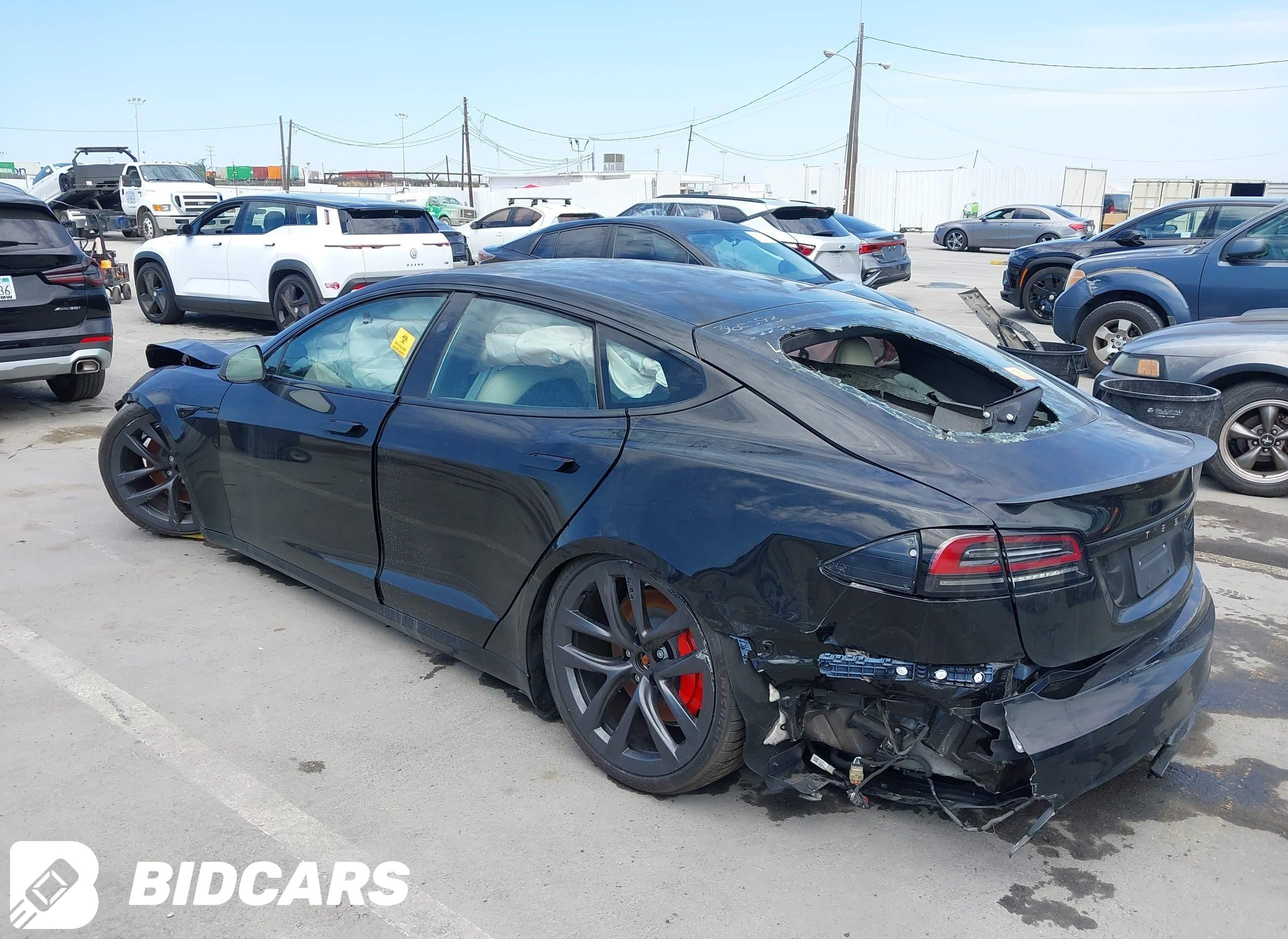 2023 Tesla Model S, Plaid Tri...