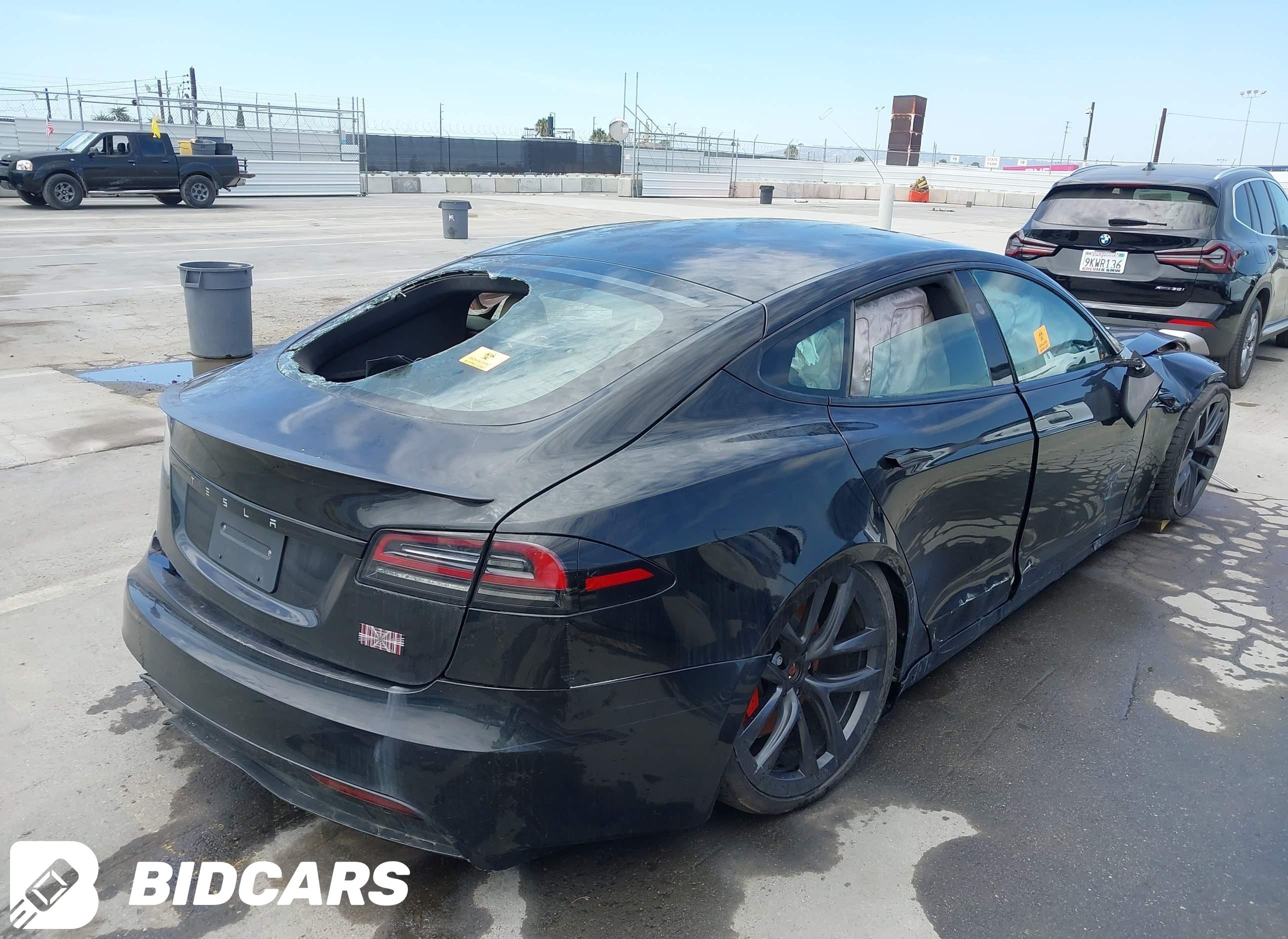 2023 Tesla Model S, Plaid Tri...