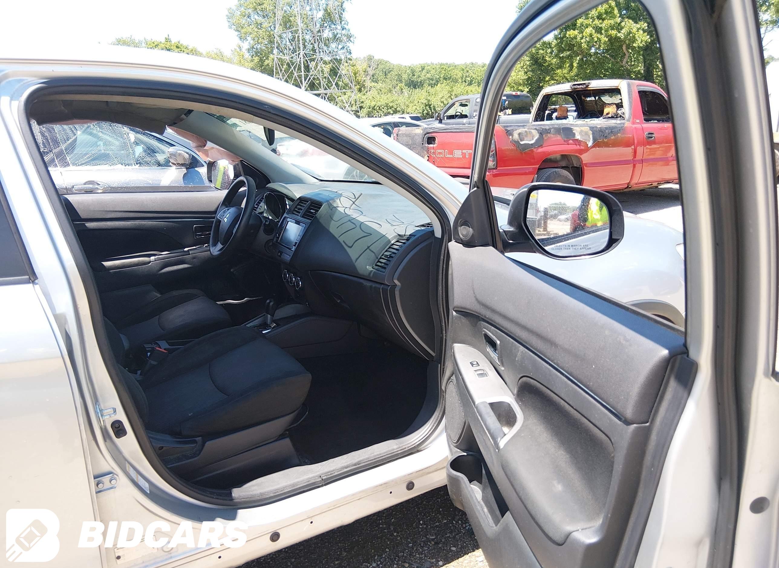 2019 Mitsubishi Outlander, Sp...