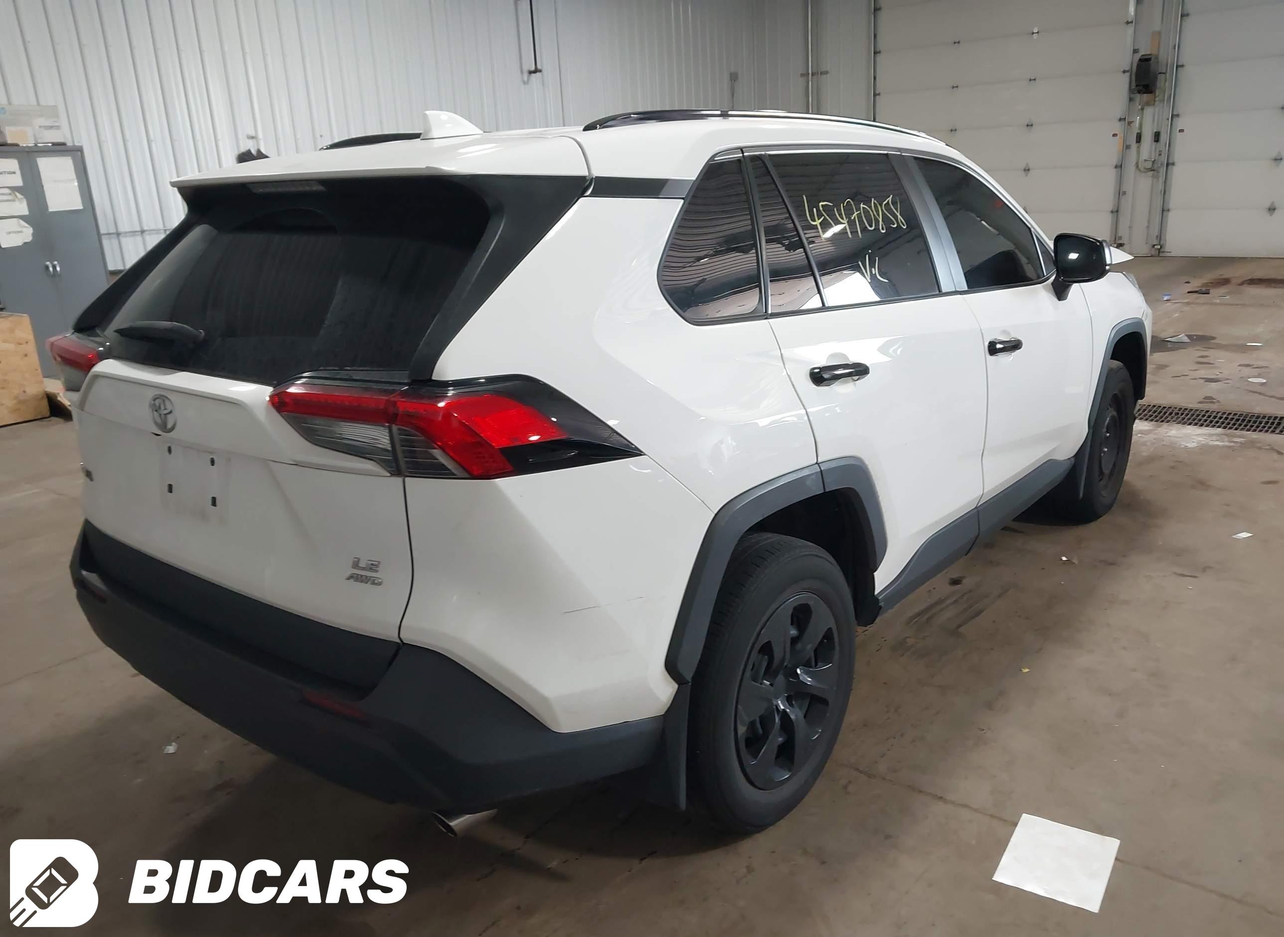 2021 Toyota RAV4, LE