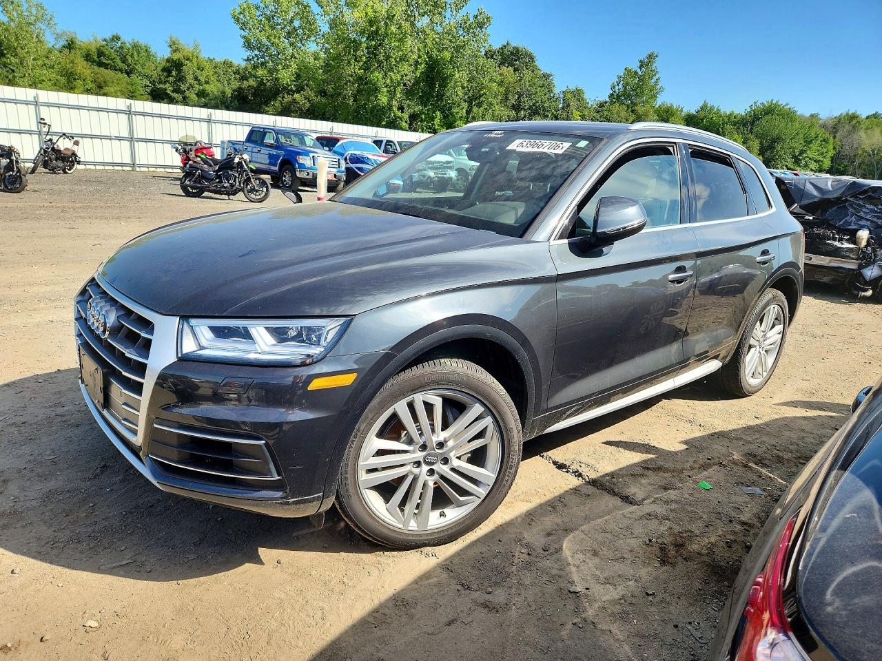 2020 Audi Q5, Premium Plus