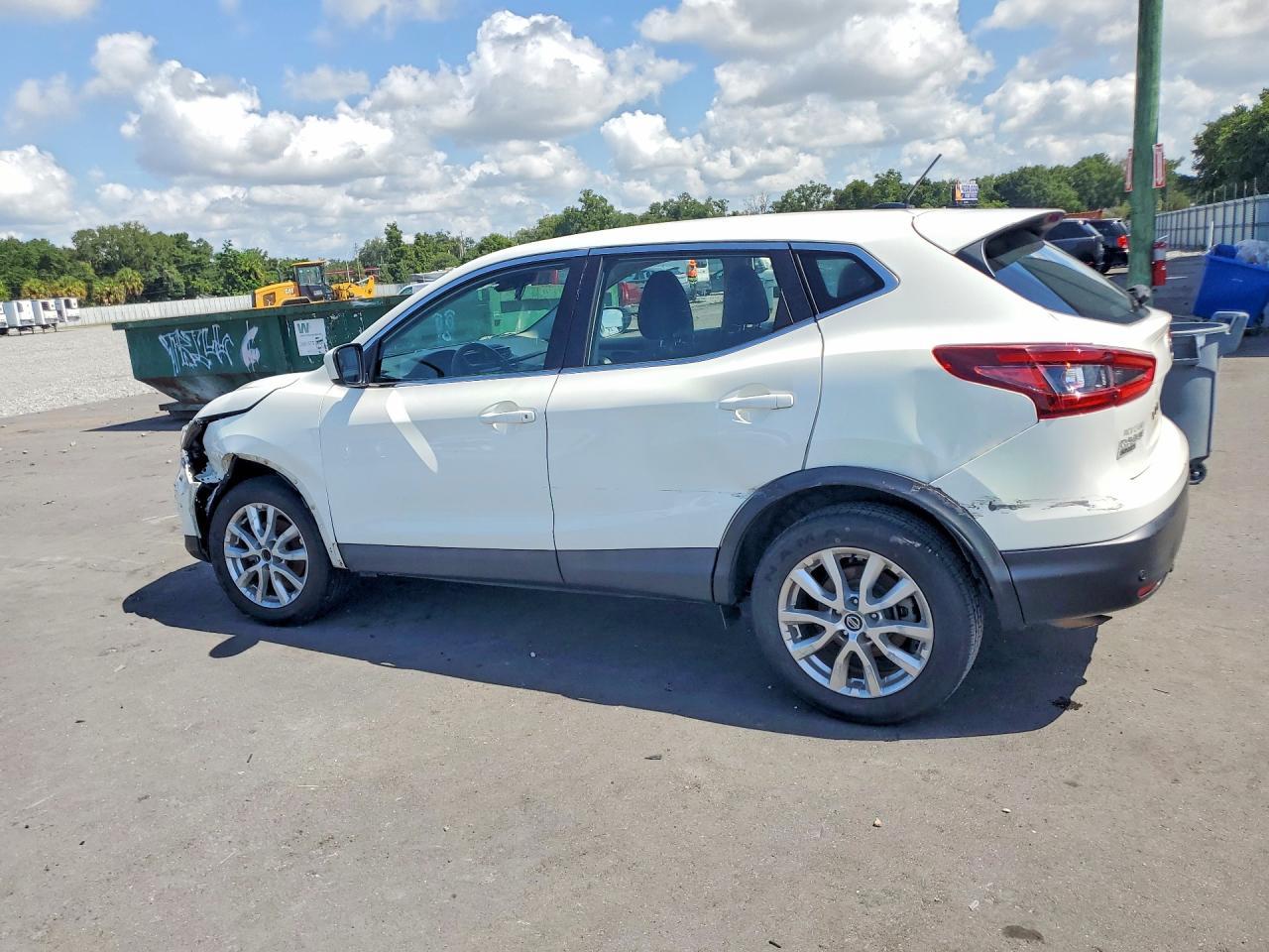 2021 Nissan Rogue, S