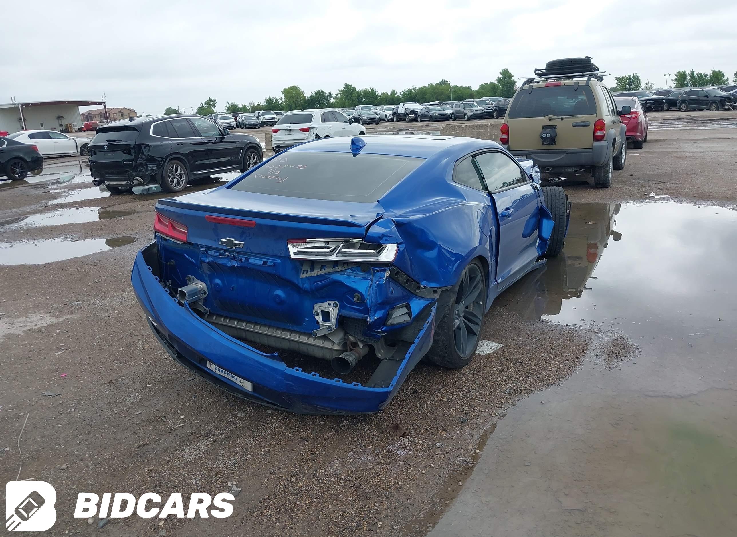 2017 Chevrolet Camaro, 2LT