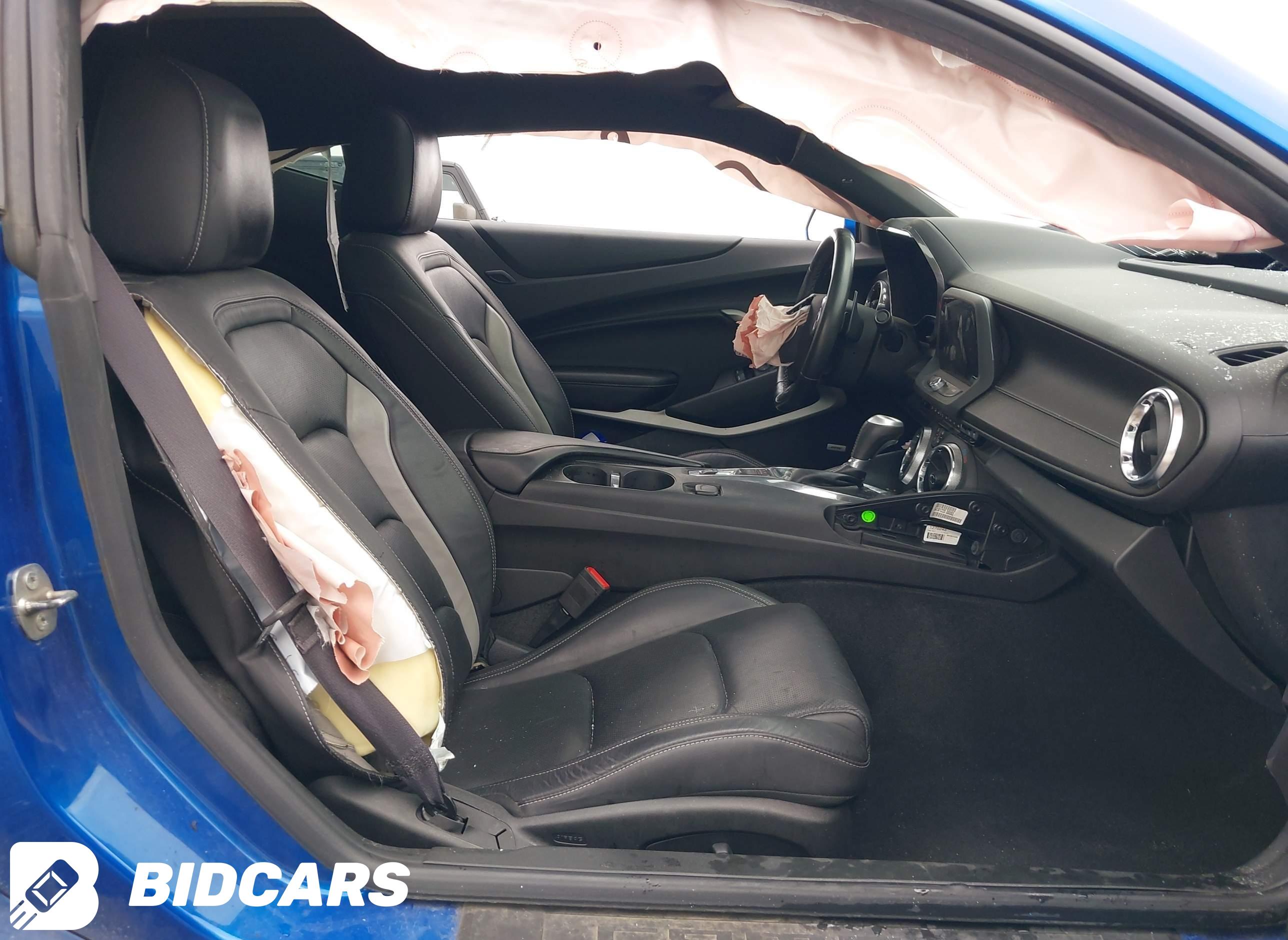 2017 Chevrolet Camaro, 2LT