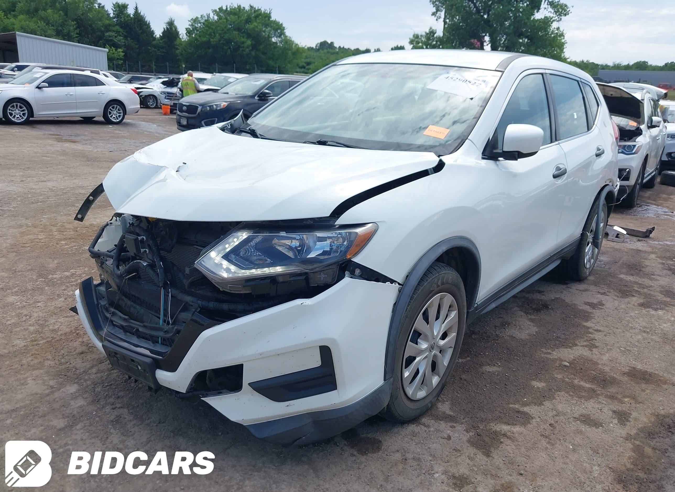 2018 Nissan Rogue, S