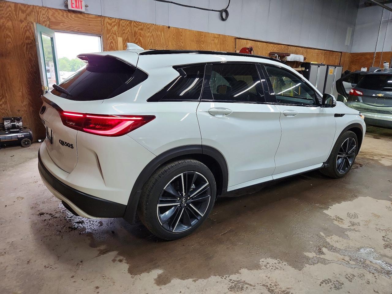 2025 Infiniti QX50, Sport