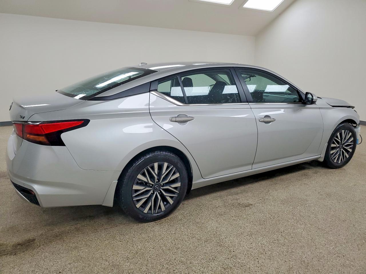 2024 Nissan Altima, SV
