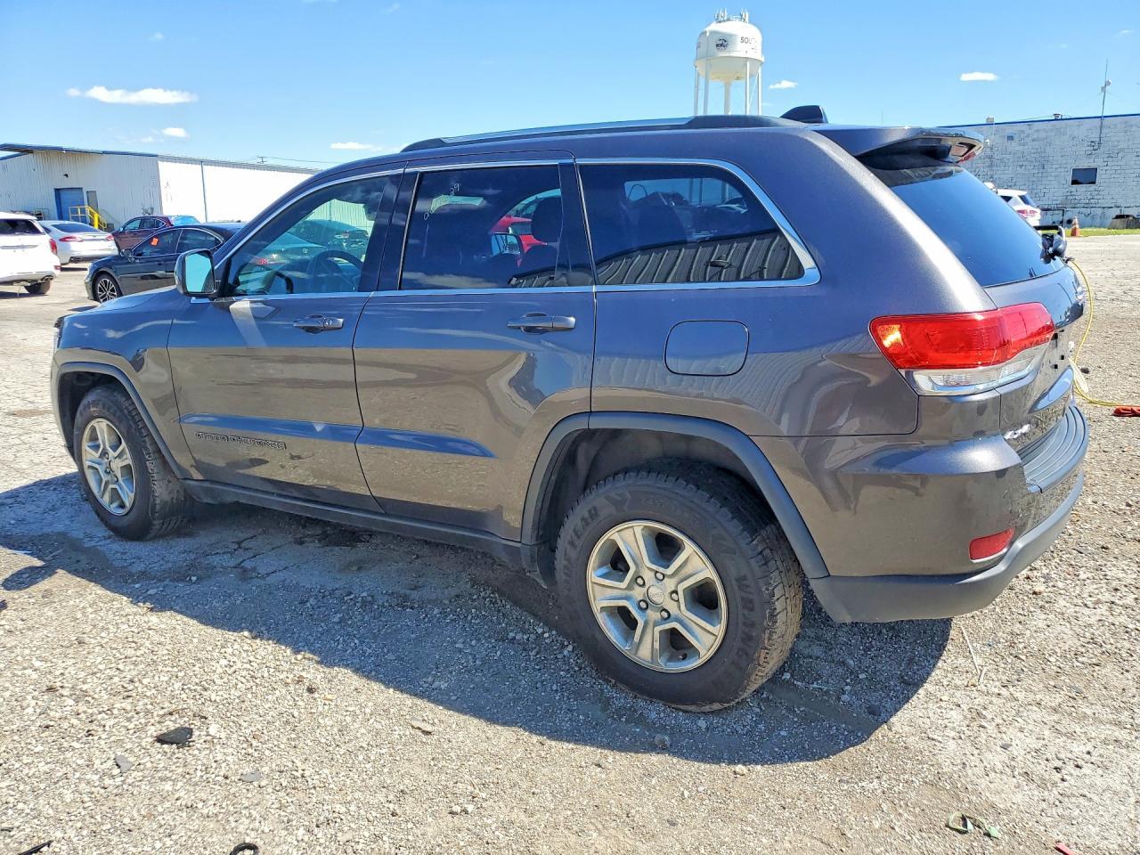 2017 Jeep Grand Cherokee, Laredo