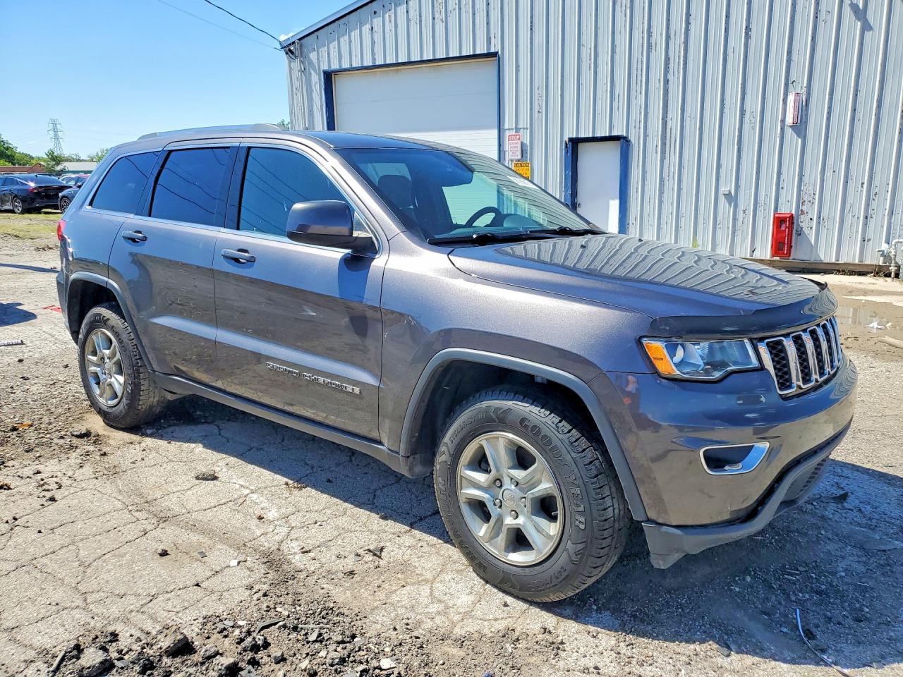 2017 Jeep Grand Cherokee, Laredo