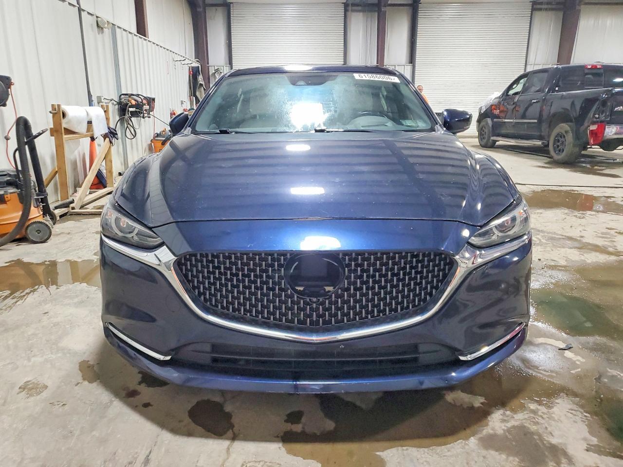 2018 Mazda 6, Signature