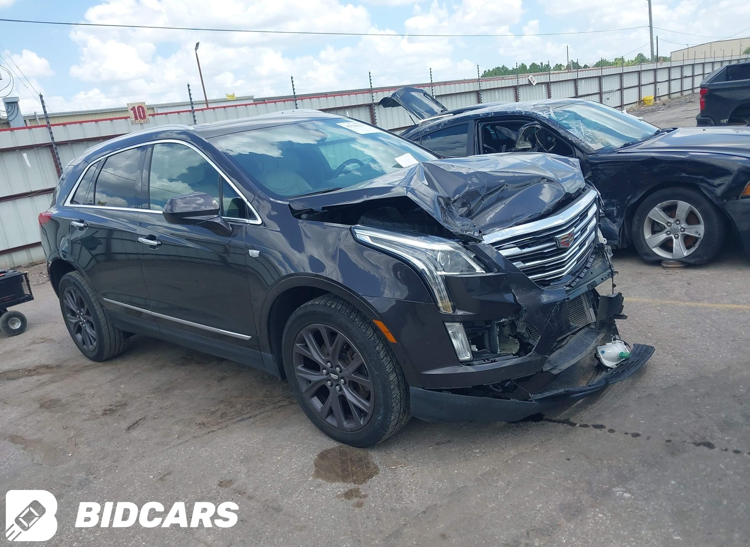 2018 Cadillac XT5, Luxury
