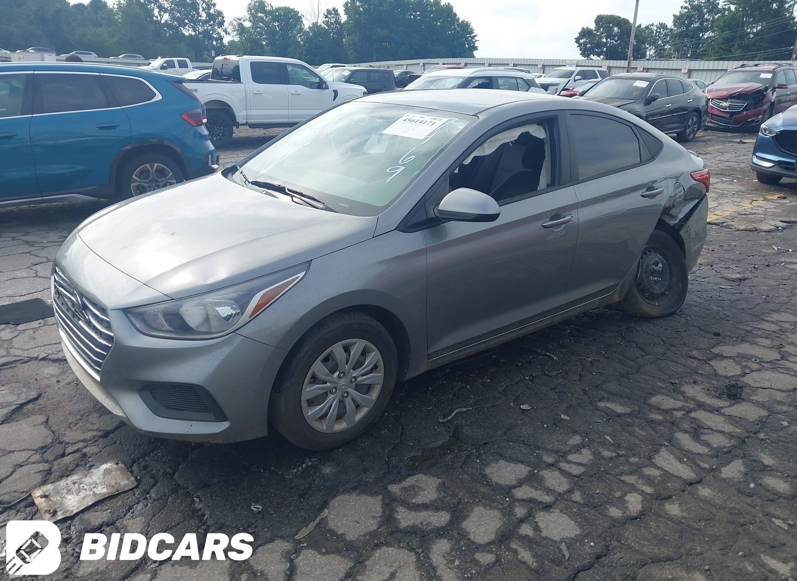 2022 Hyundai Accent, SE
