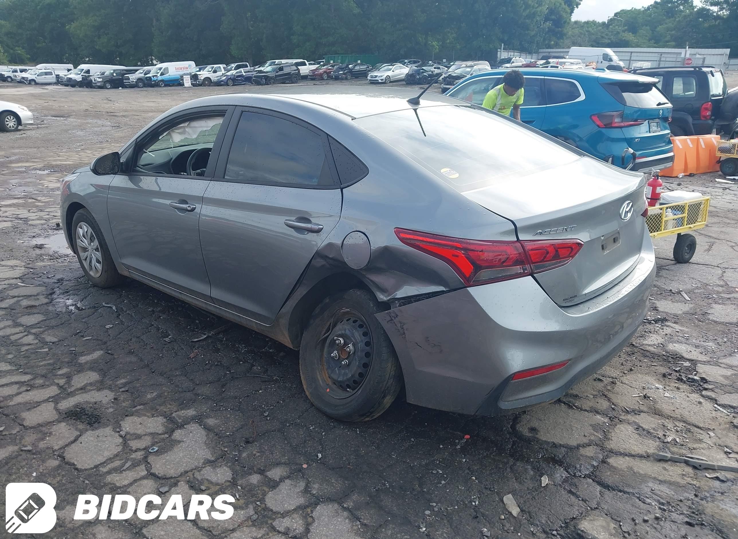 2022 Hyundai Accent, SE