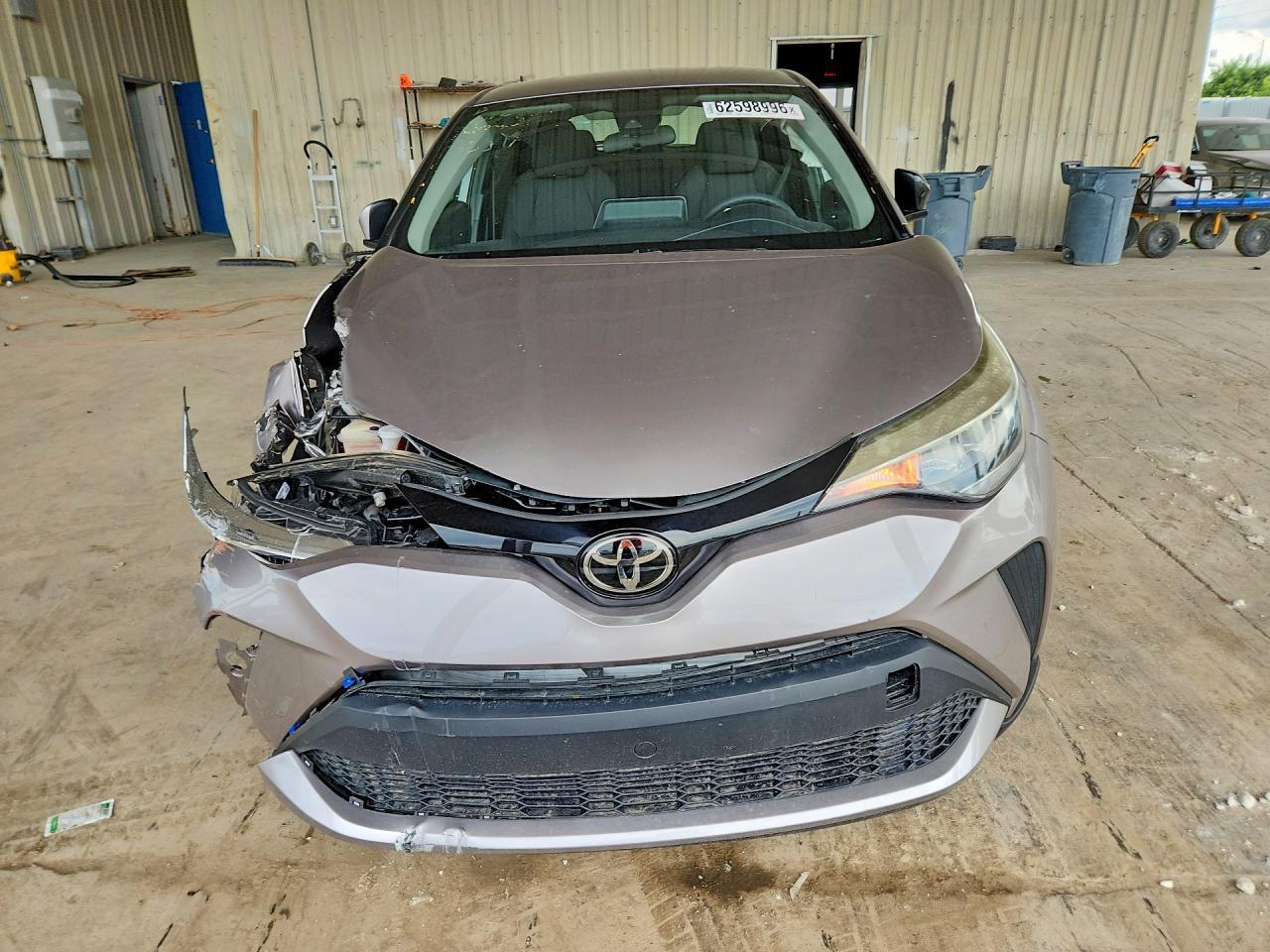2020 Toyota C-HR, LE