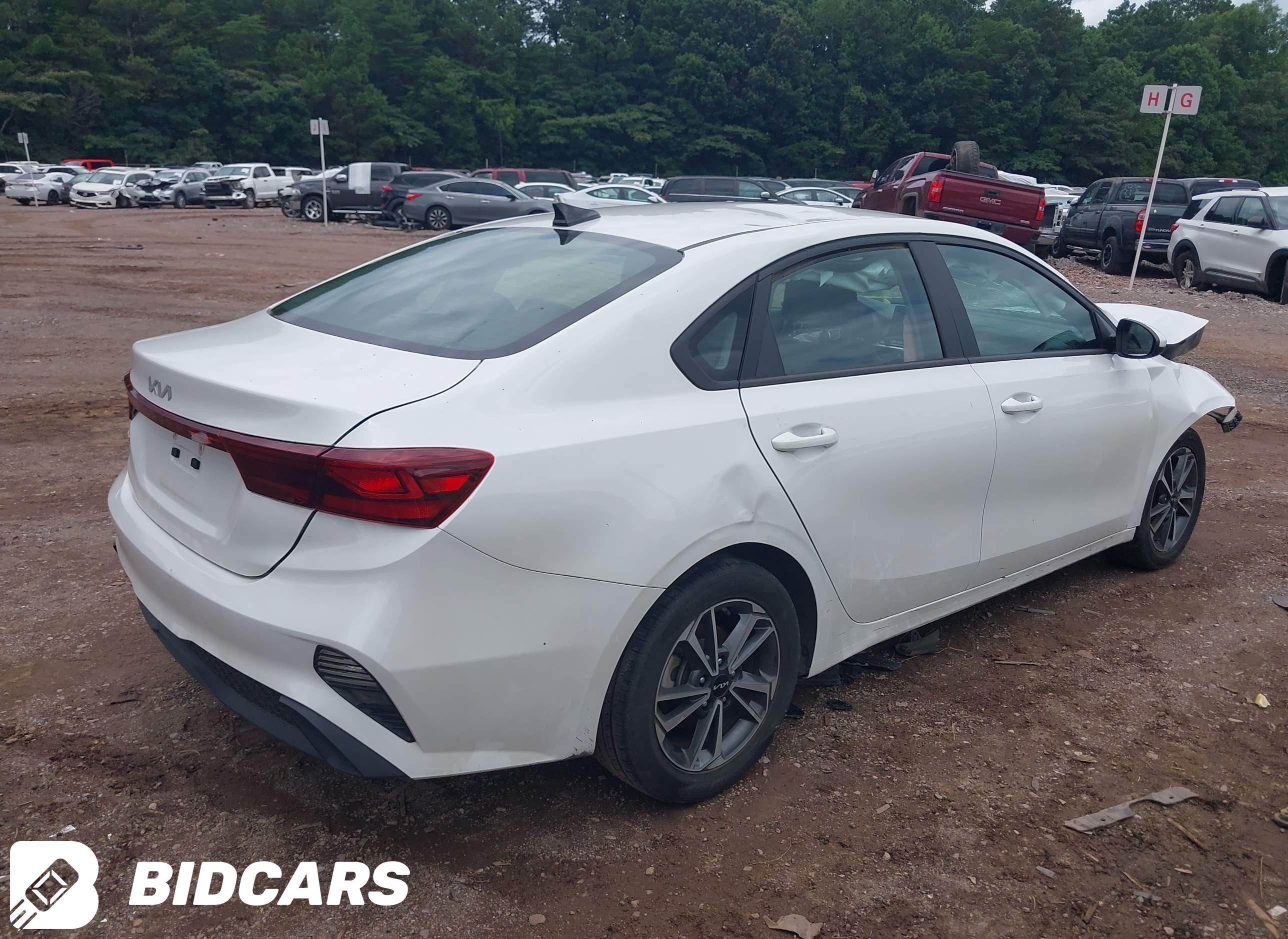 2023 KIA Forte, Lxs
