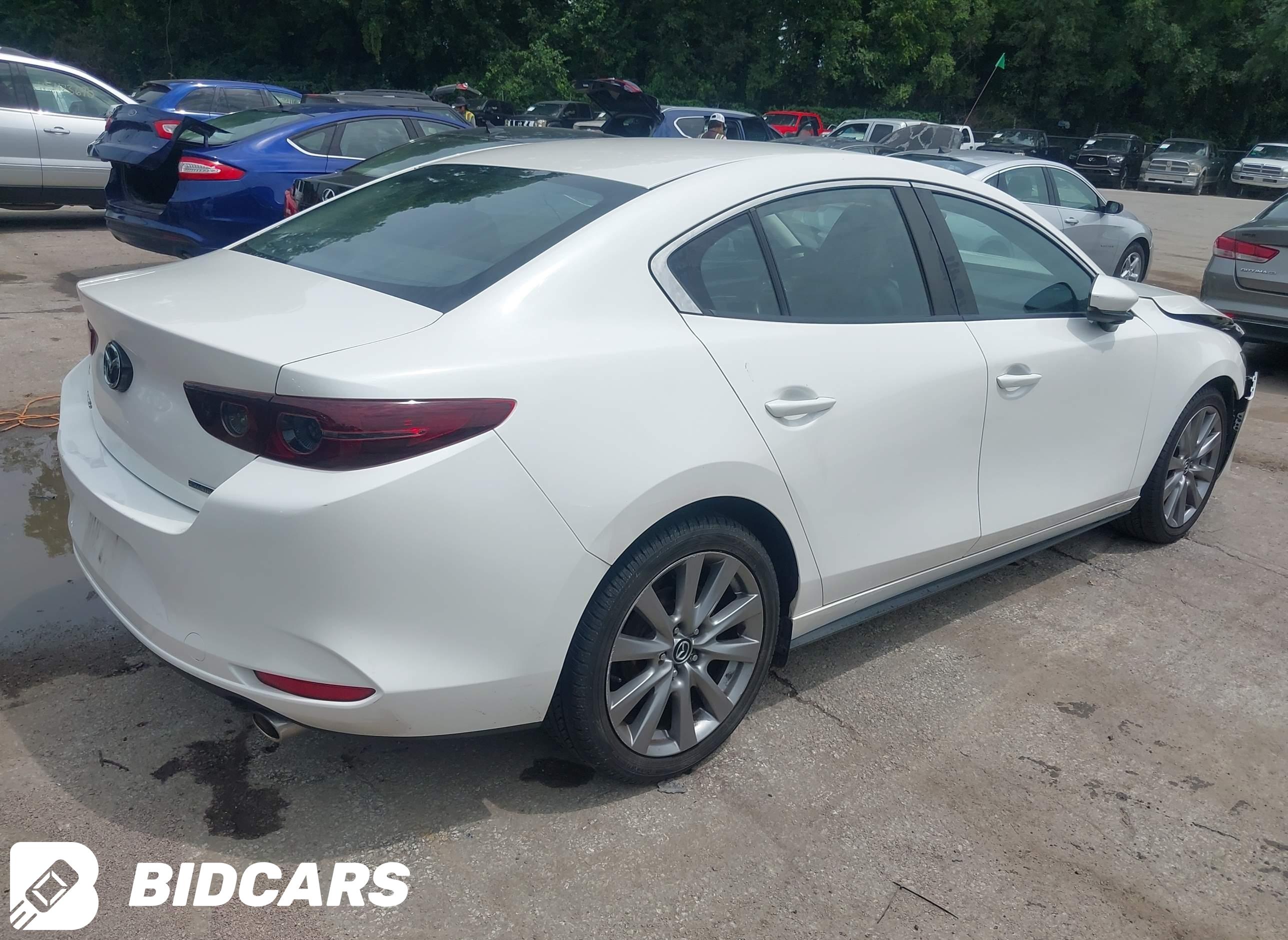 2021 Mazda 3, Select