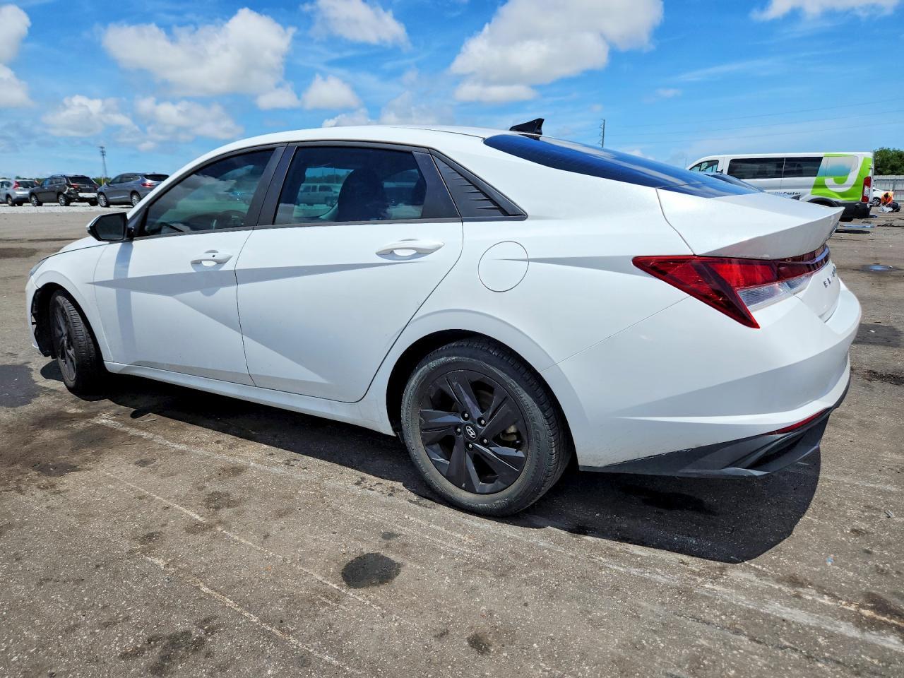 2021 Hyundai Elantra, Sel