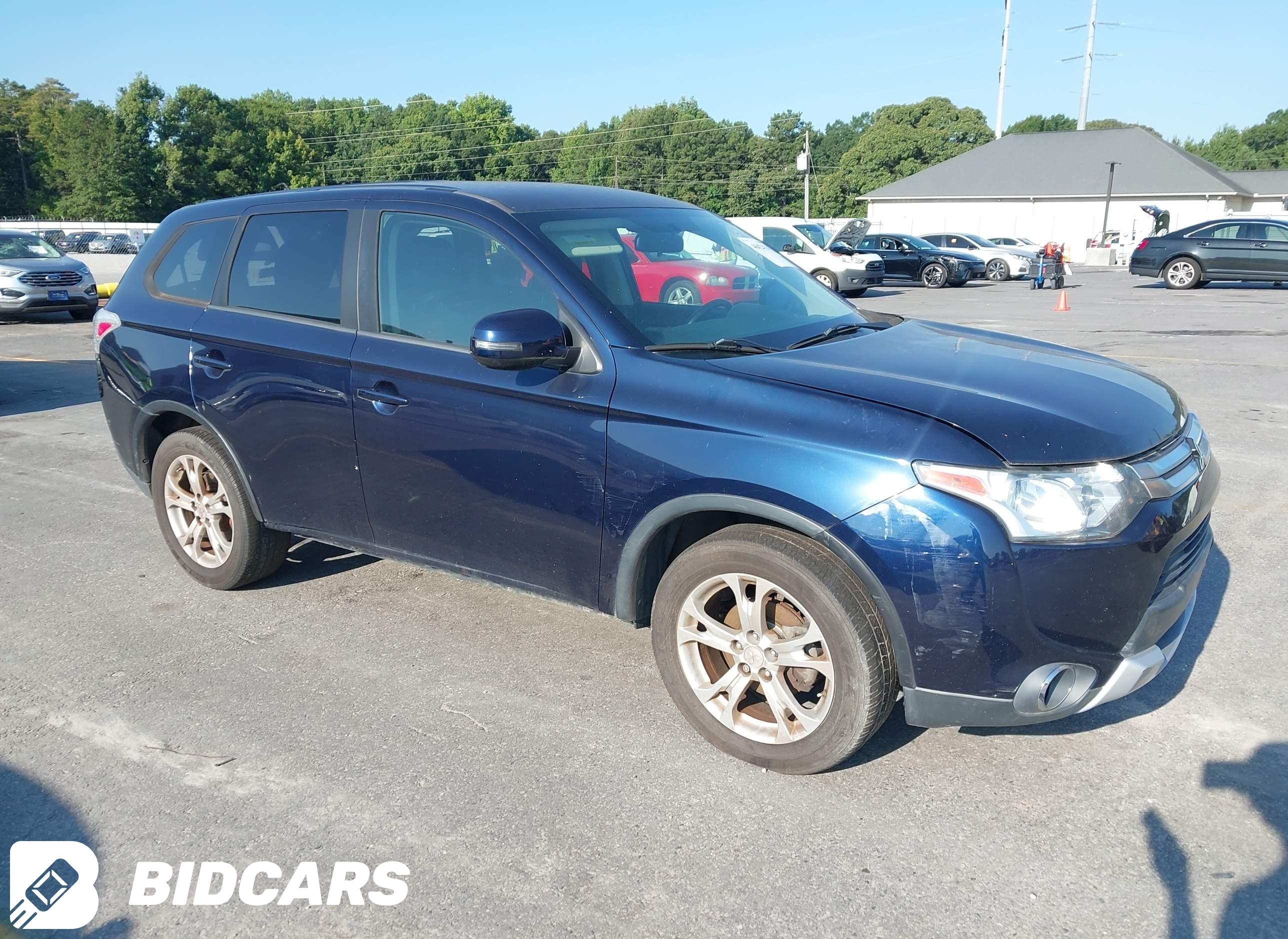 2015 Mitsubishi Outlander, SE