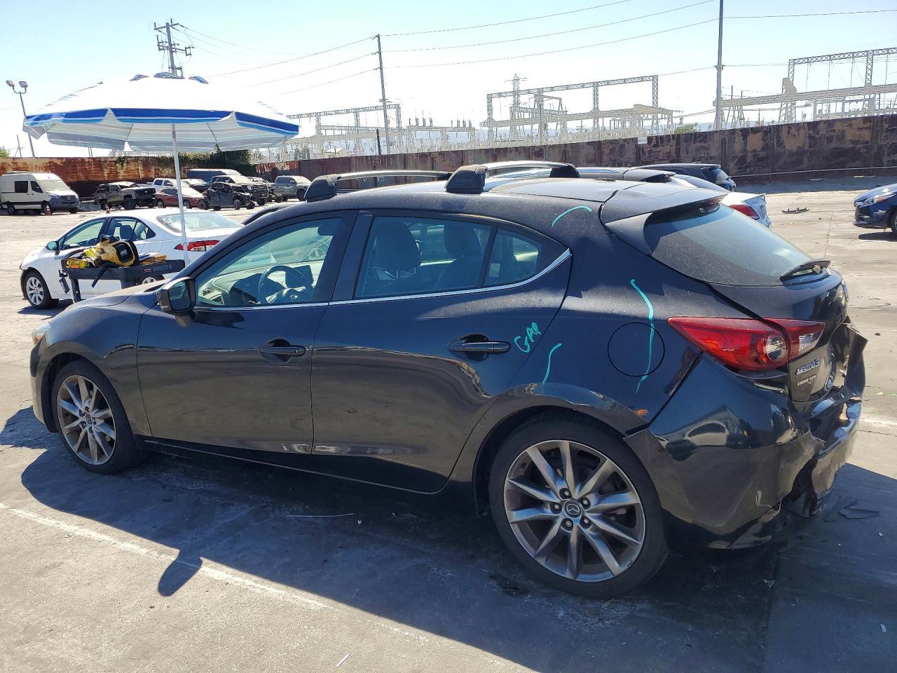 2018 Mazda 3, Touring