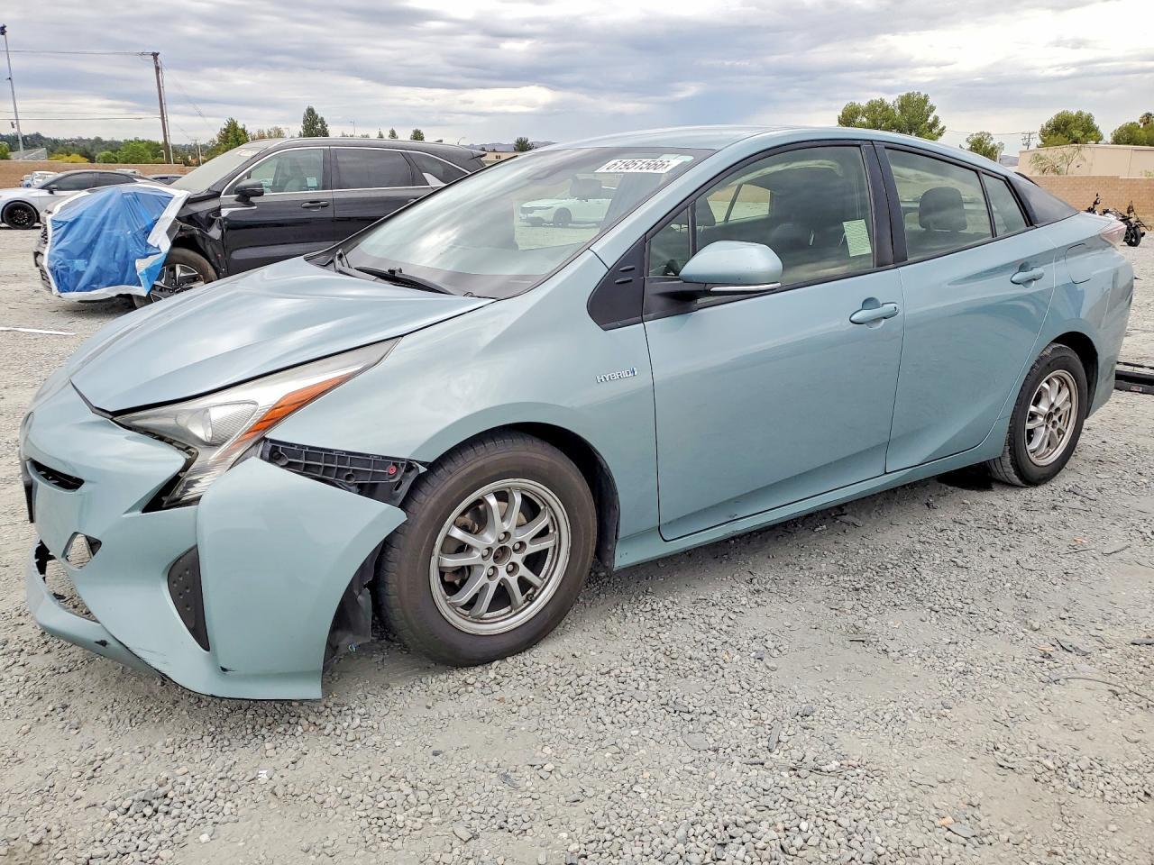 2017 Toyota Prius, Two